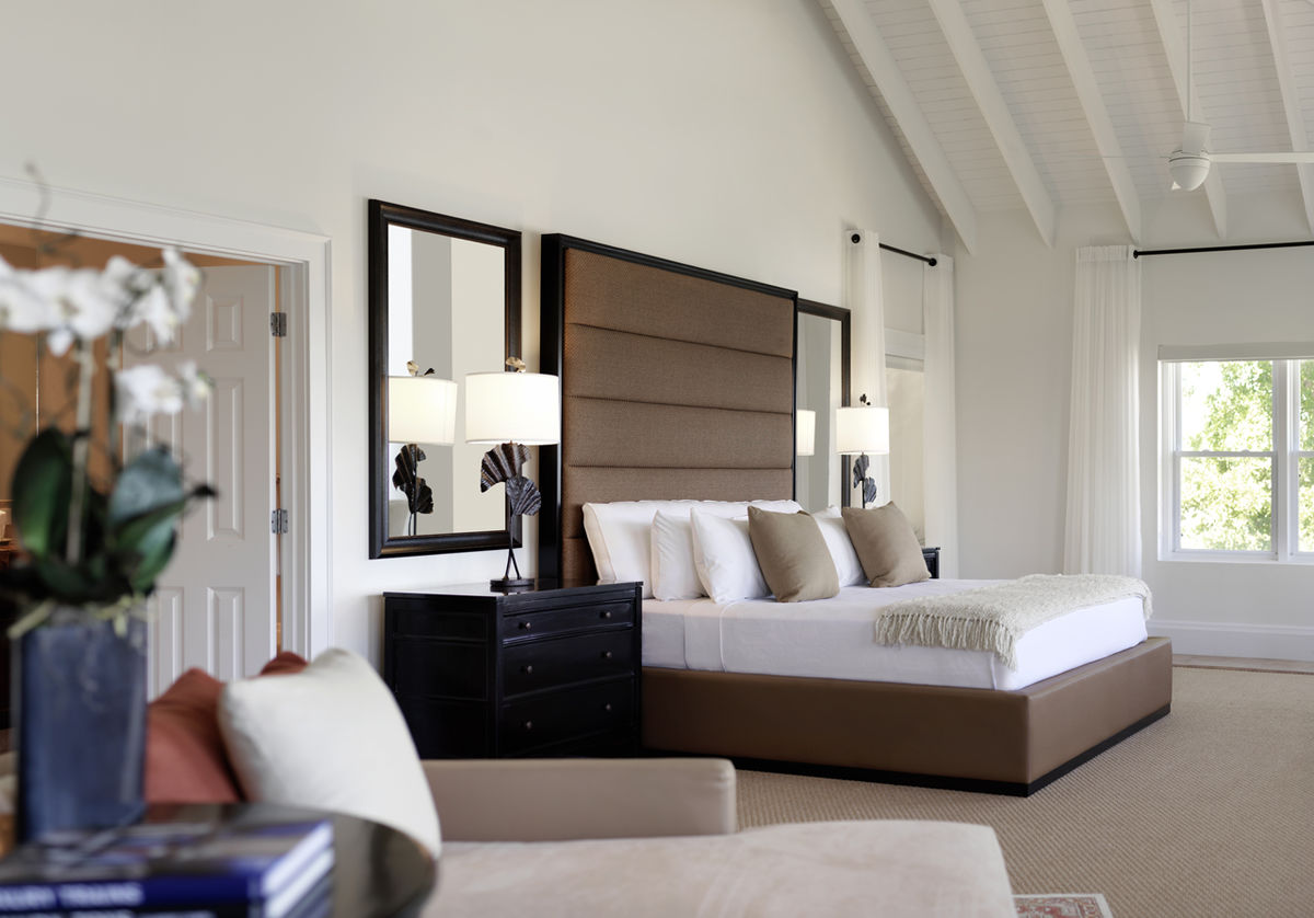 This image is licensed to Anson Stoner for their exclusive use for a period of 5 years from date of creation. All images are on file with the U.S. Copyright office (Library Of Congress) For information on additional use, contact Thomas H. Shelby at 917-331-4115.All images are licensed to LXR for a period of 5 years from the shoot date. 5