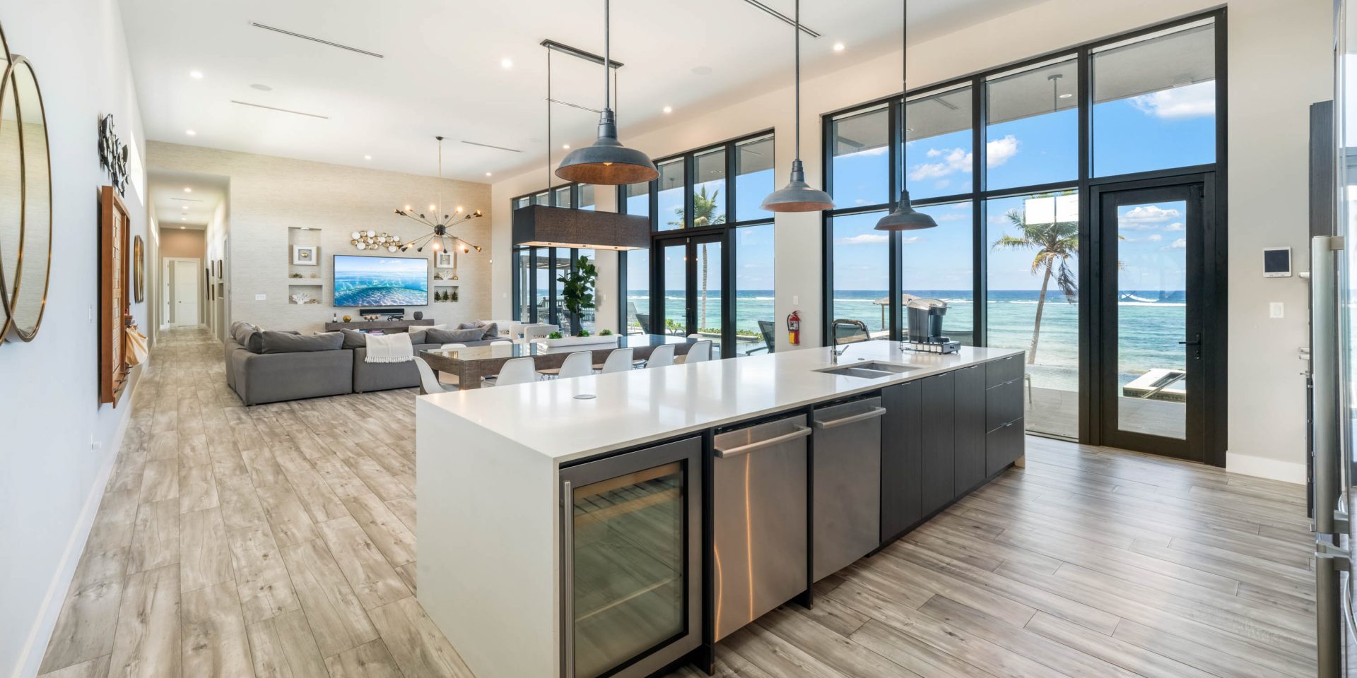 666b07652a6ca_230_EVO_Kitchen3