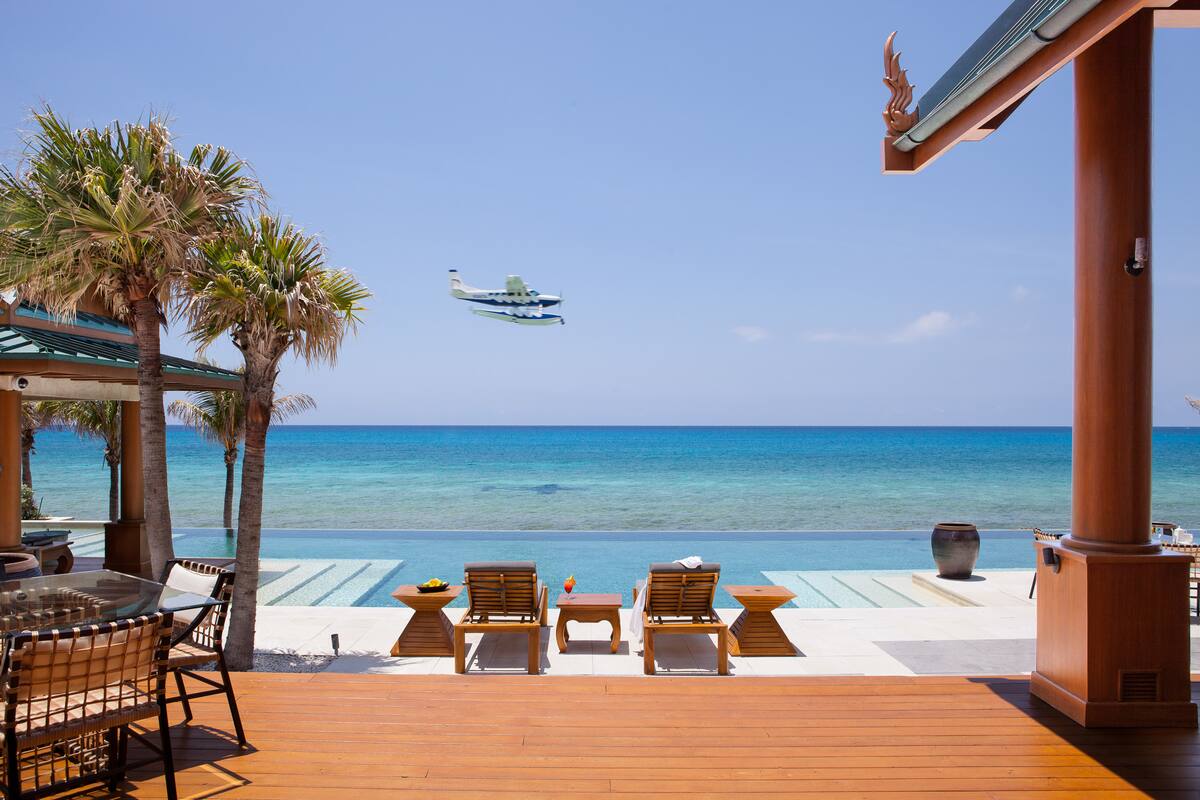 Luxury-Villa-Living-Nandana-Bahamas43