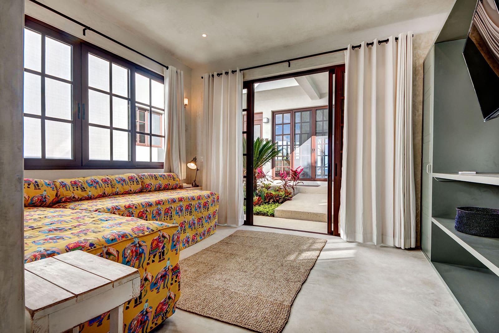 Luxury_Villa_Living-Luxury_Villas_Experiences_Tulum_Soliman_Bay_5_Bedrooms_Casa_Kevali_36