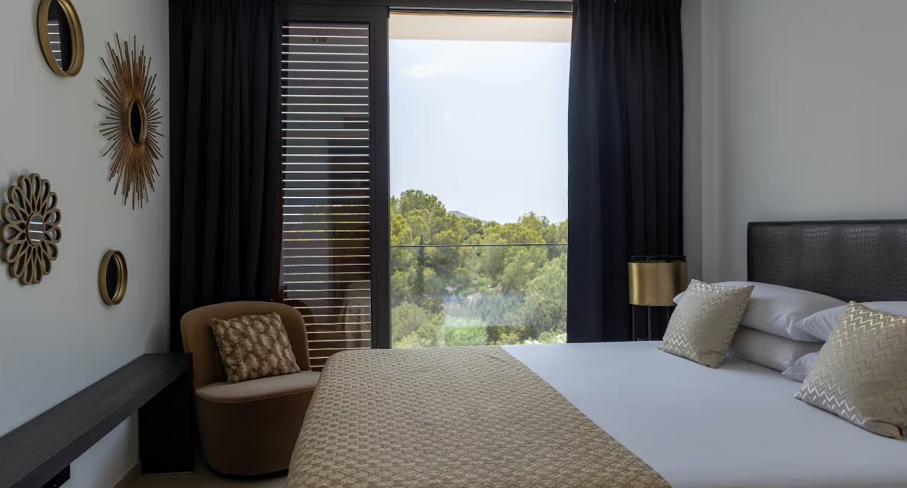 Luxury-Villa-Living-Villa-Iyer-Ibiza-3