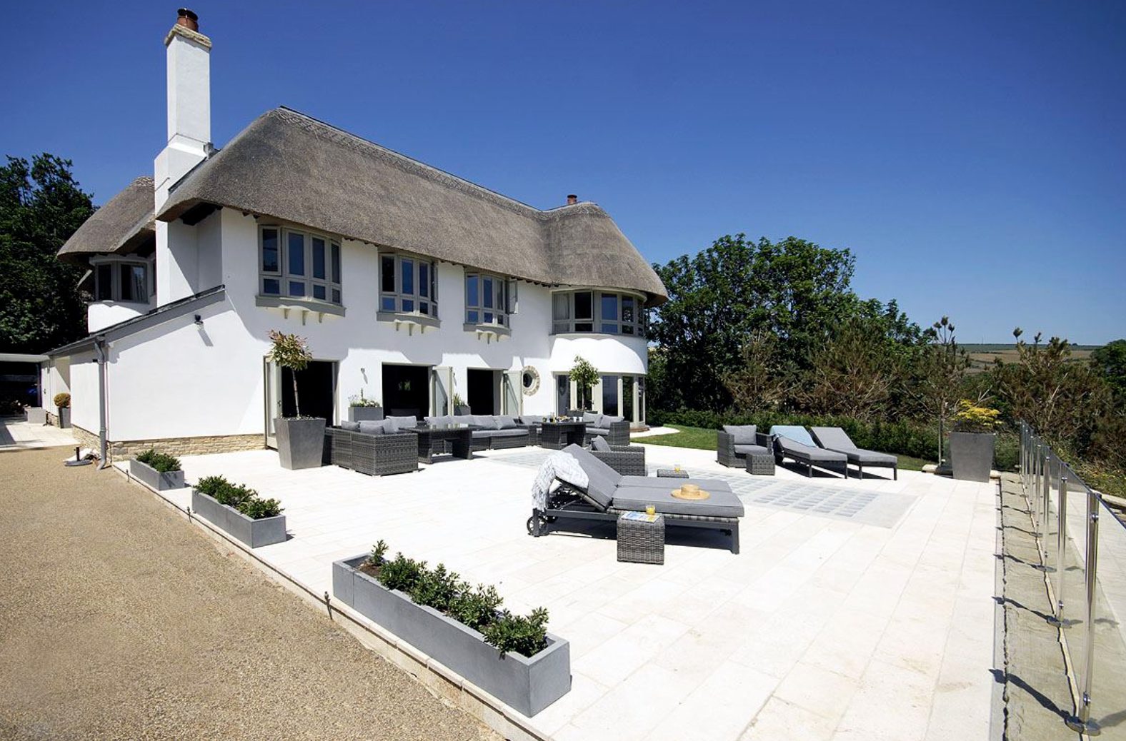 Luxury_Villa_Living_Lulworth_Cove_House_Dorset_UK3