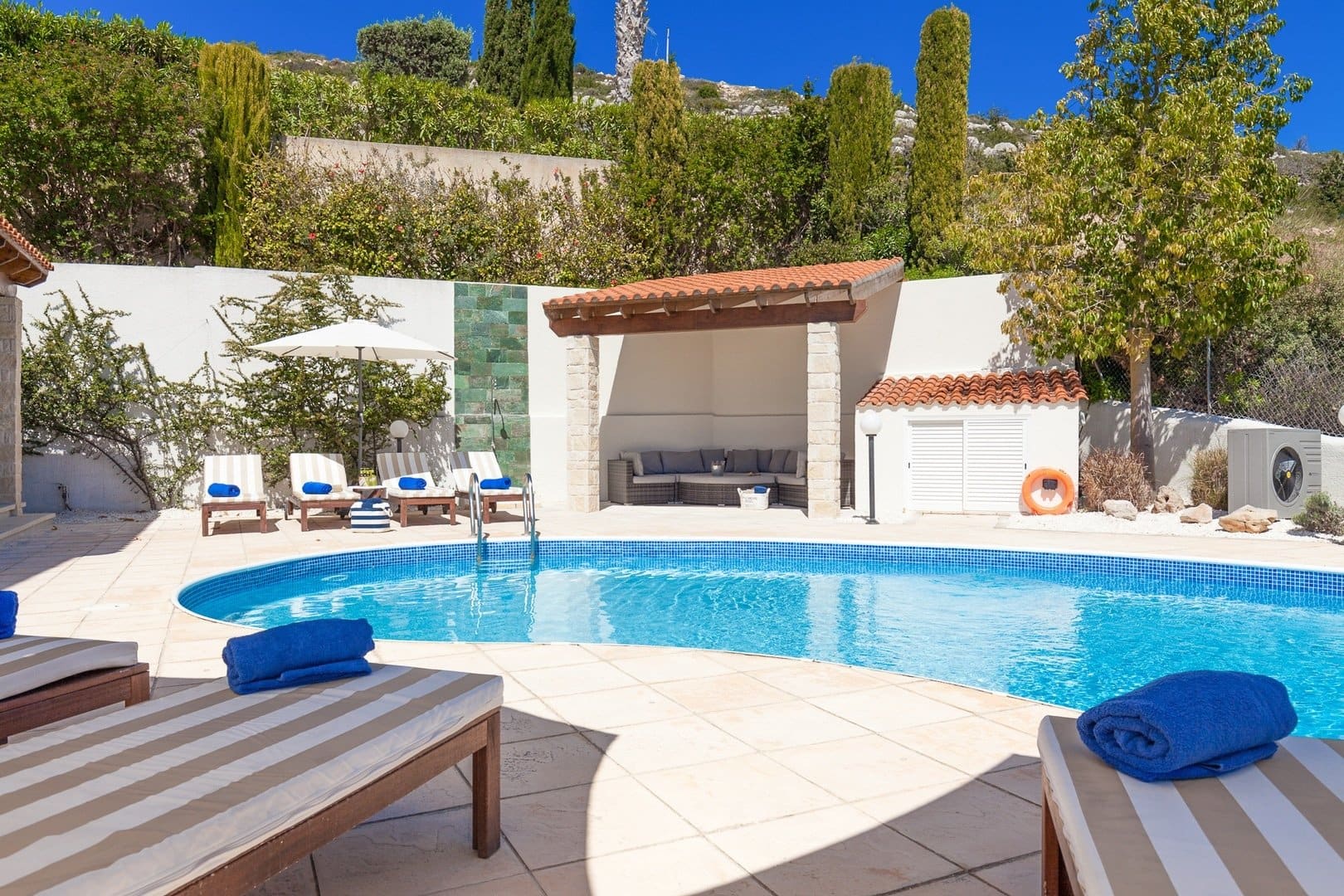 Luxury_Villa_Living-Villa-Freyaa-35
