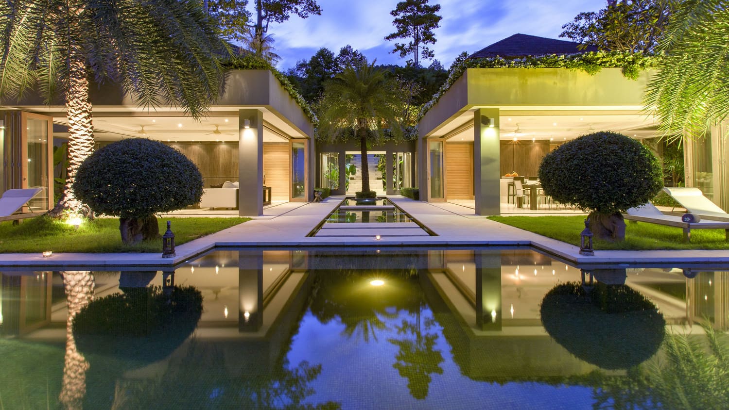 sangsuri-villa-estate-7-pool-and-ponds-5c4e93681c677
