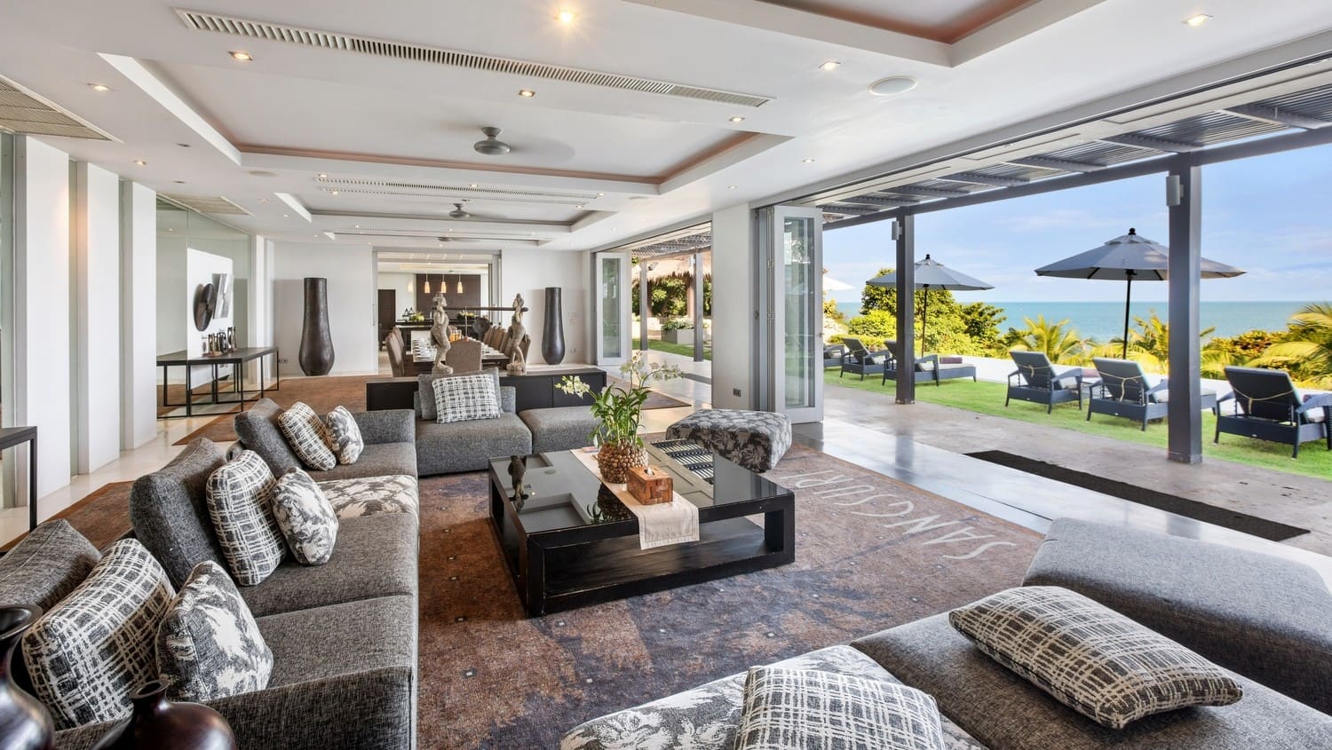 sangsuri-villa-estate-sangsuri-villa-1-102017-6-5c4e7e486da00