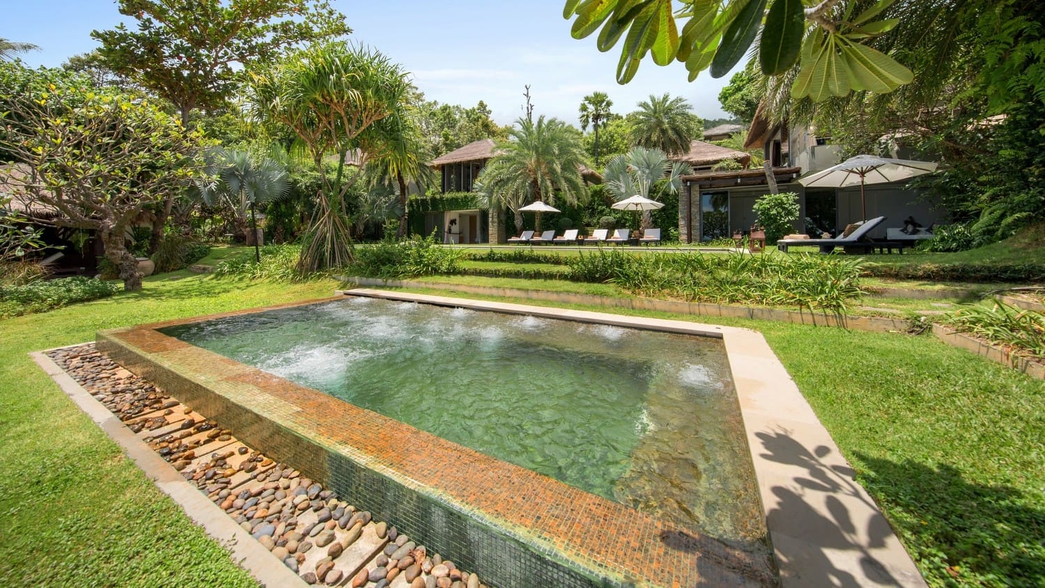 sangsuri-villa-estate-sangsuri-villa-2-102017-18-5c4e8daec5864