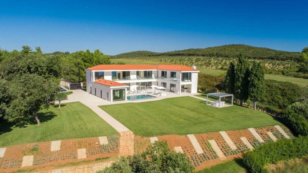 Luxury-Villa-Living-5Bed-Croatia-Istria- – 2025-02-03T123600.903 Luxury-Villa-Living-5Bed-Croatia-Istria- – 2025-02-03T123600.903