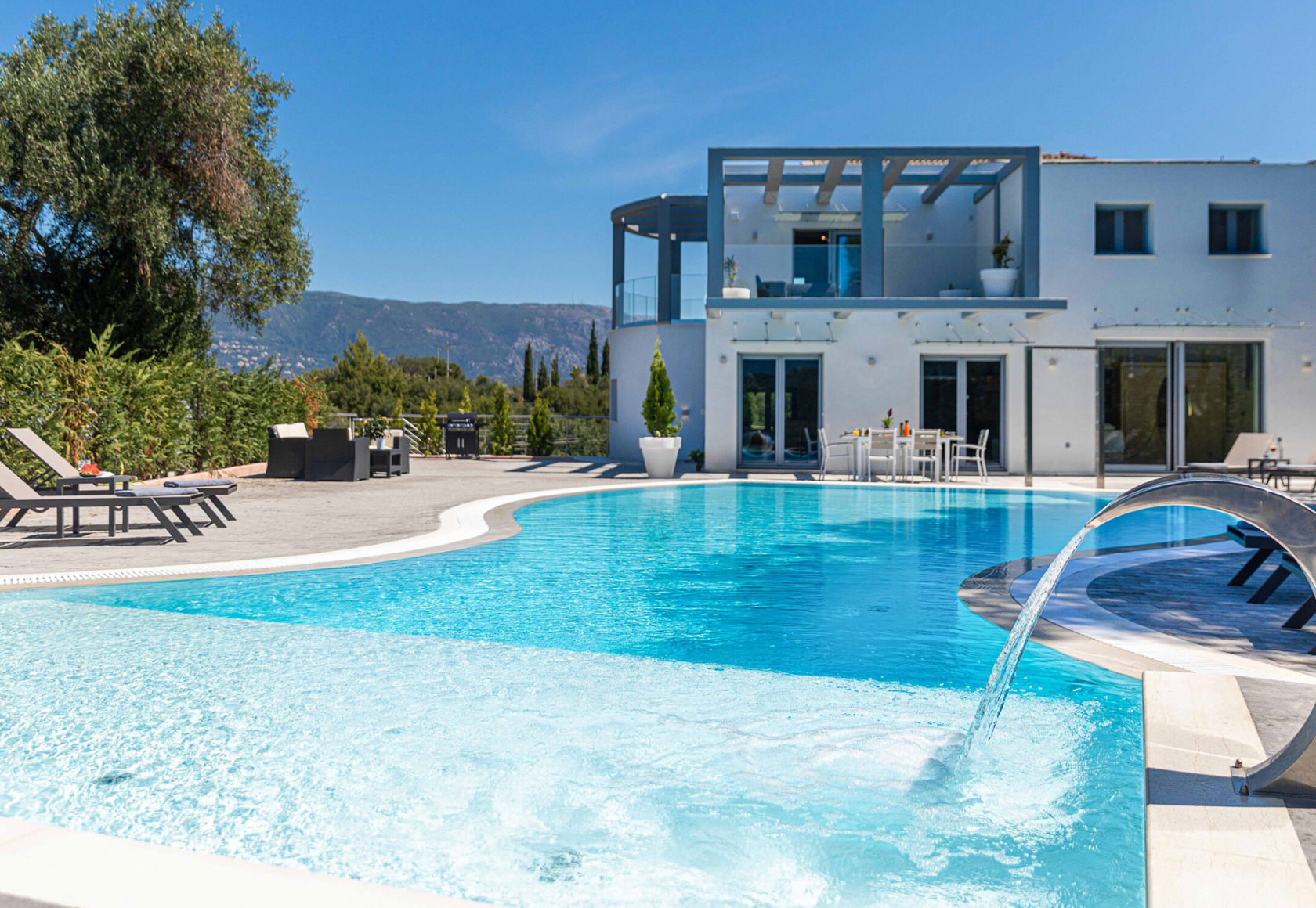 Luxury-Villa-Living-COR0046-Villa-Kiki-G7.58