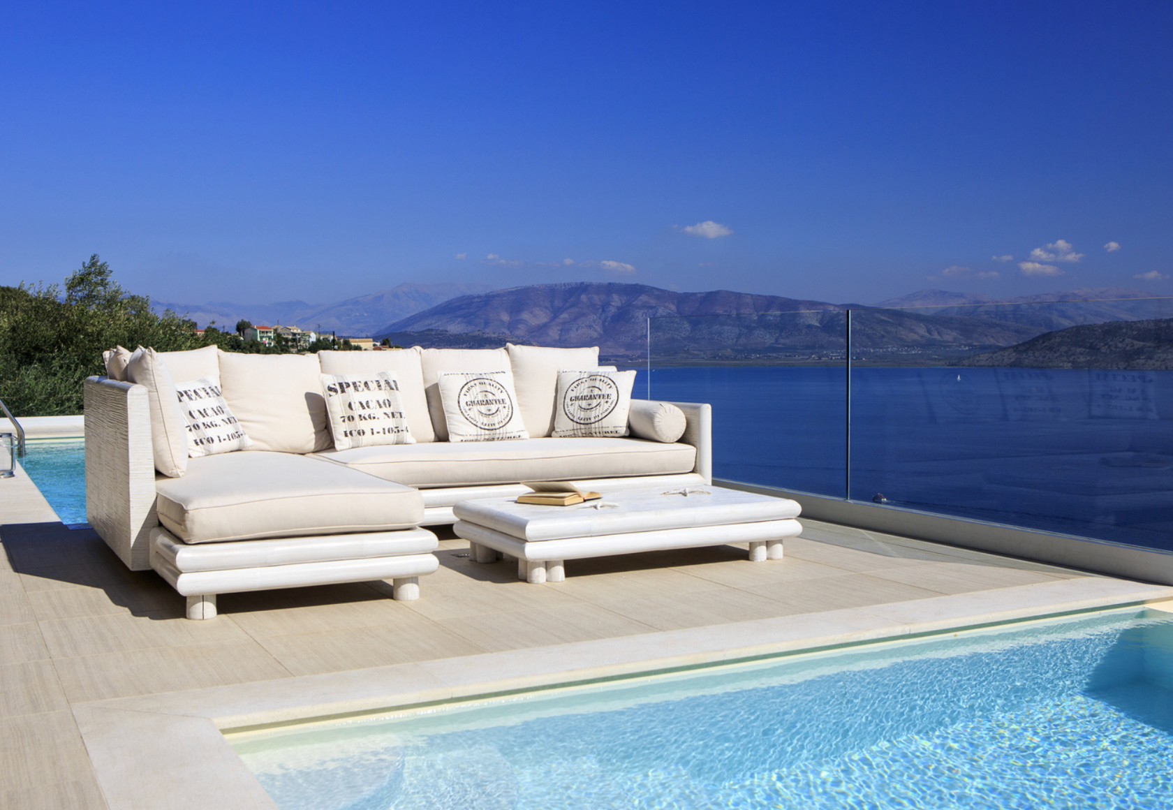 Luxury-Villa-Living-COR0047-Villa-Zissis-6.33