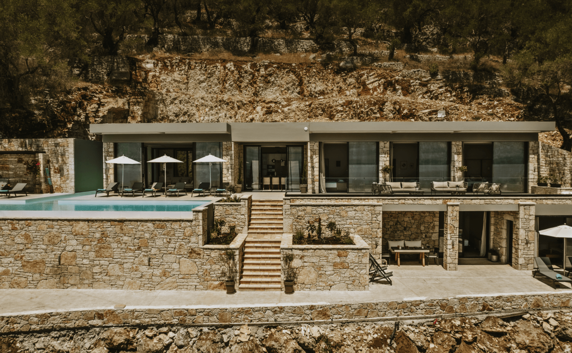 Luxury-Villa-Living-COR0048-Villa-Florentios-6.12