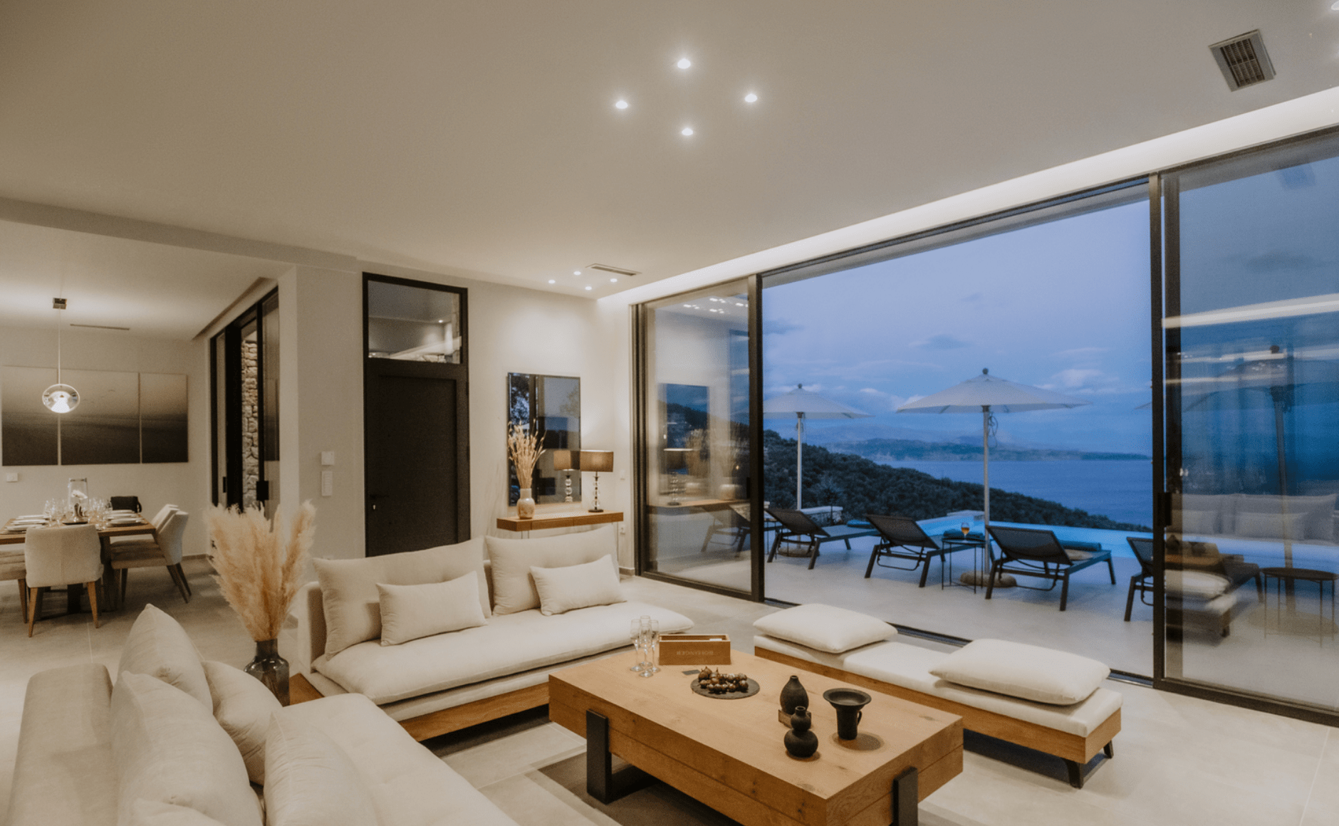Luxury-Villa-Living-COR0048-Villa-Florentios-6.55