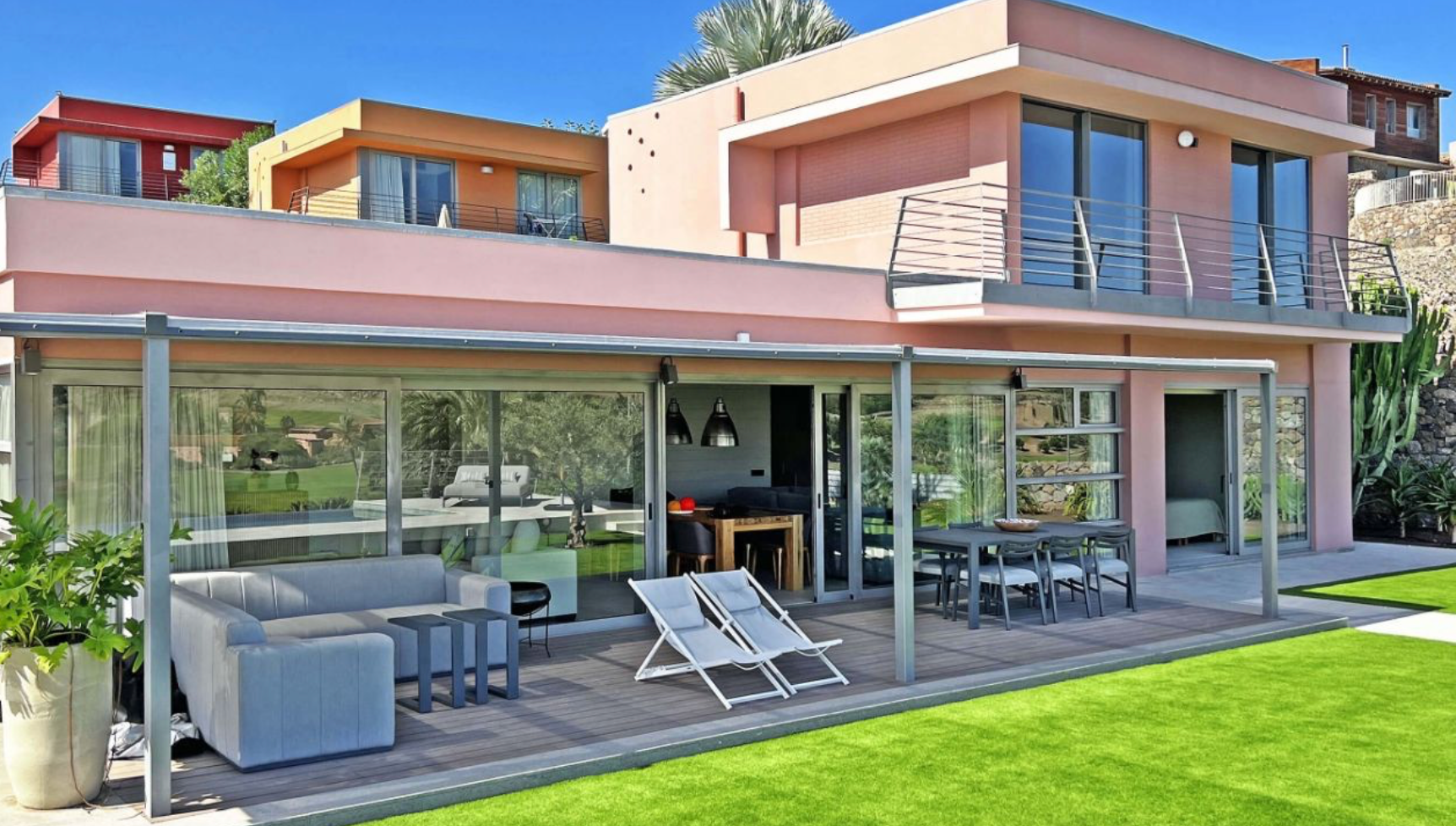 Luxury-Villa-Living-GRA0010 13.54.39