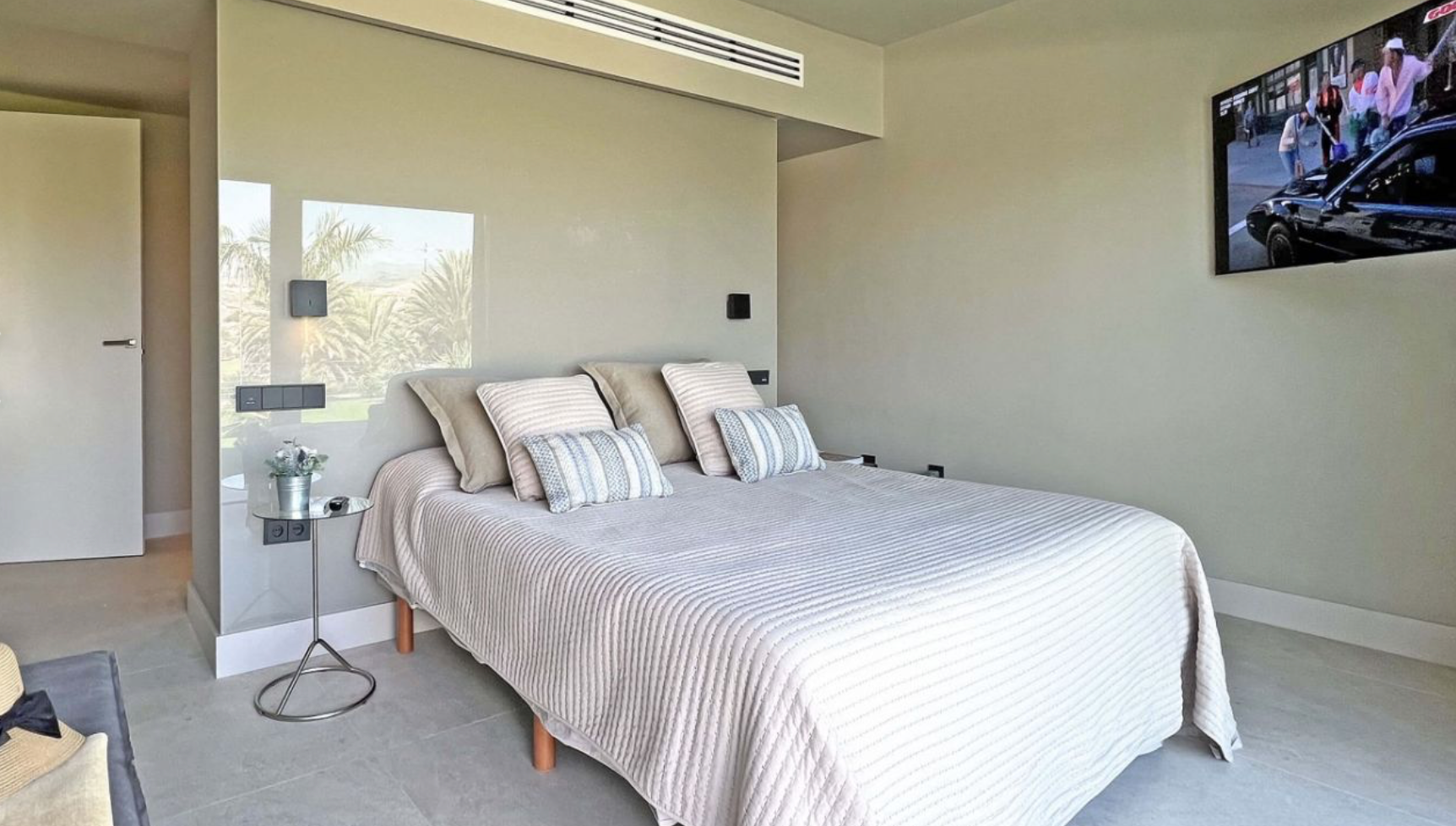 Luxury-Villa-Living-GRA0010 13.55.45
