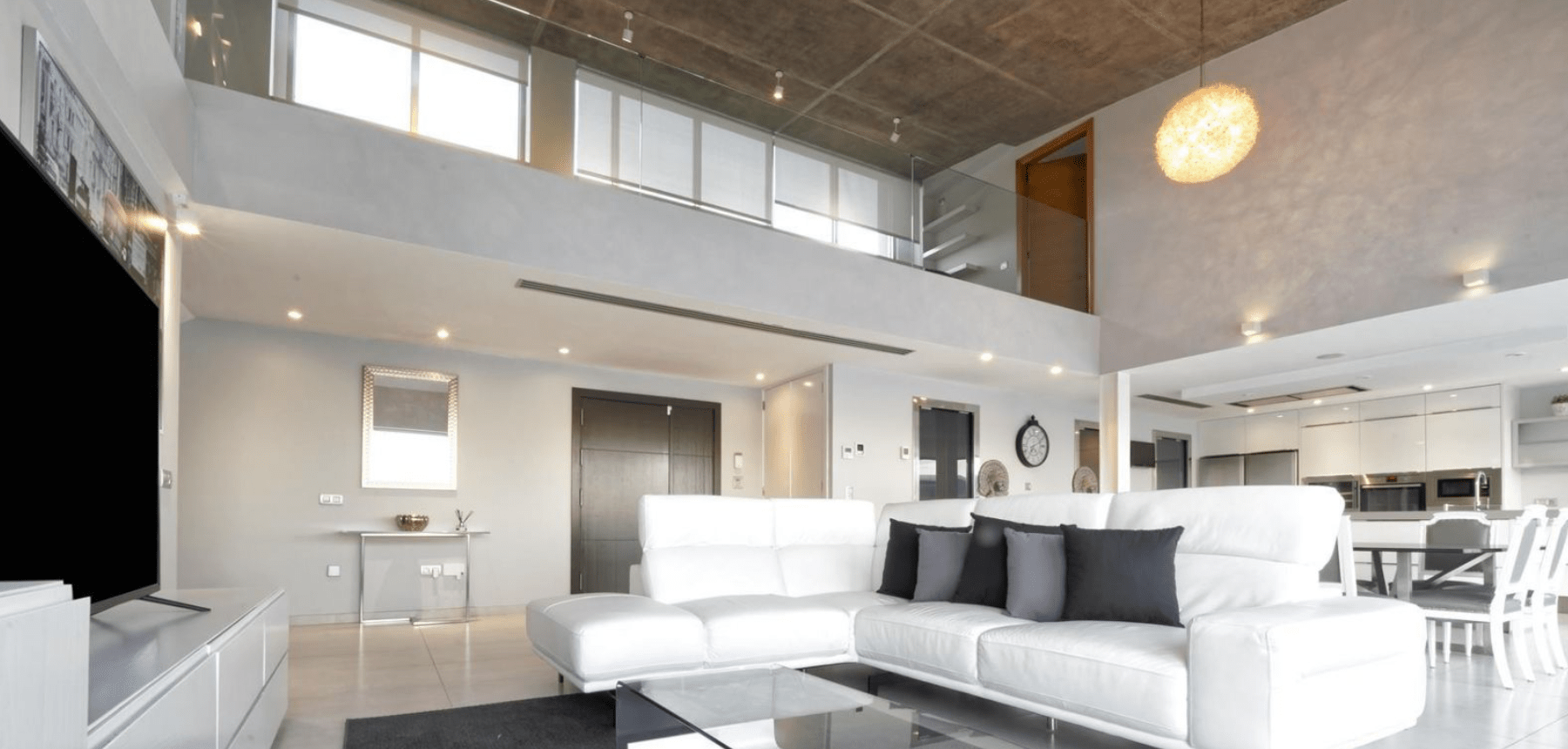 Luxury-Villa-Living-GRA009 11.24.53