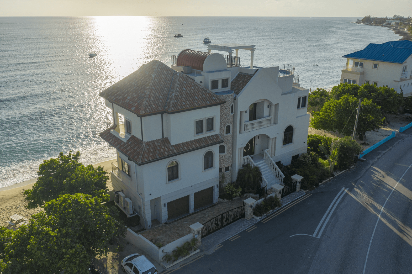 Luxury-Villa-Living-Villa-CAY0024-7.48