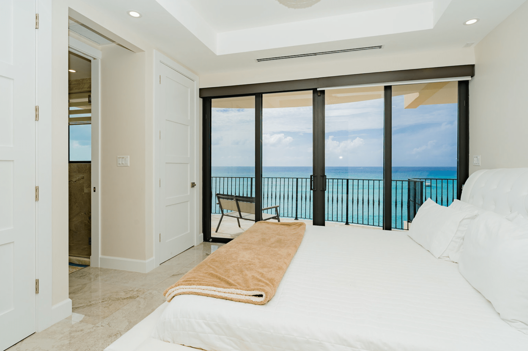 Luxury-Villa-Living-Villa-CAY0024-9.02
