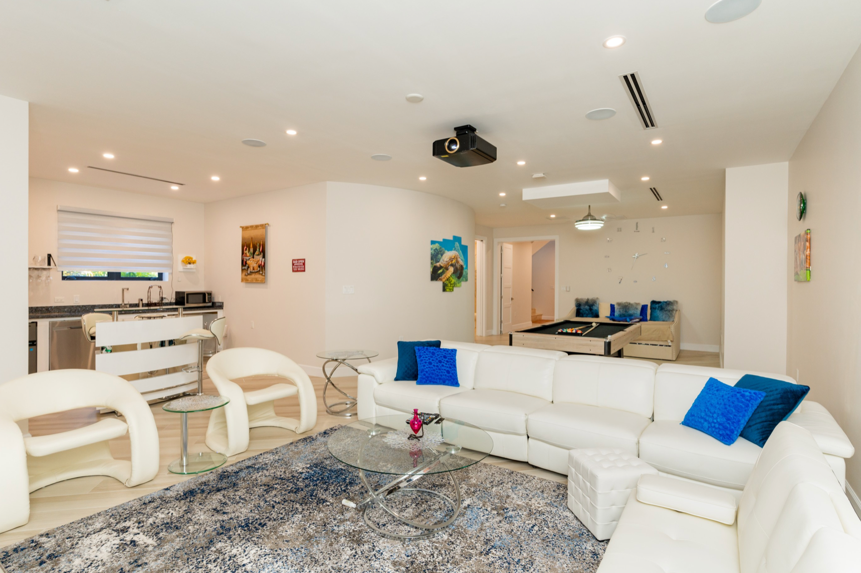 Luxury-Villa-Living-Villa-CAY0024-9.23