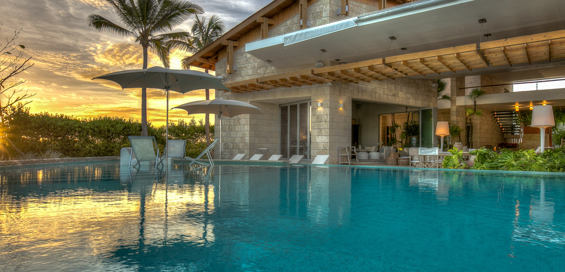 Luxury-Villa-Living-Villa-DOM0018-3.03