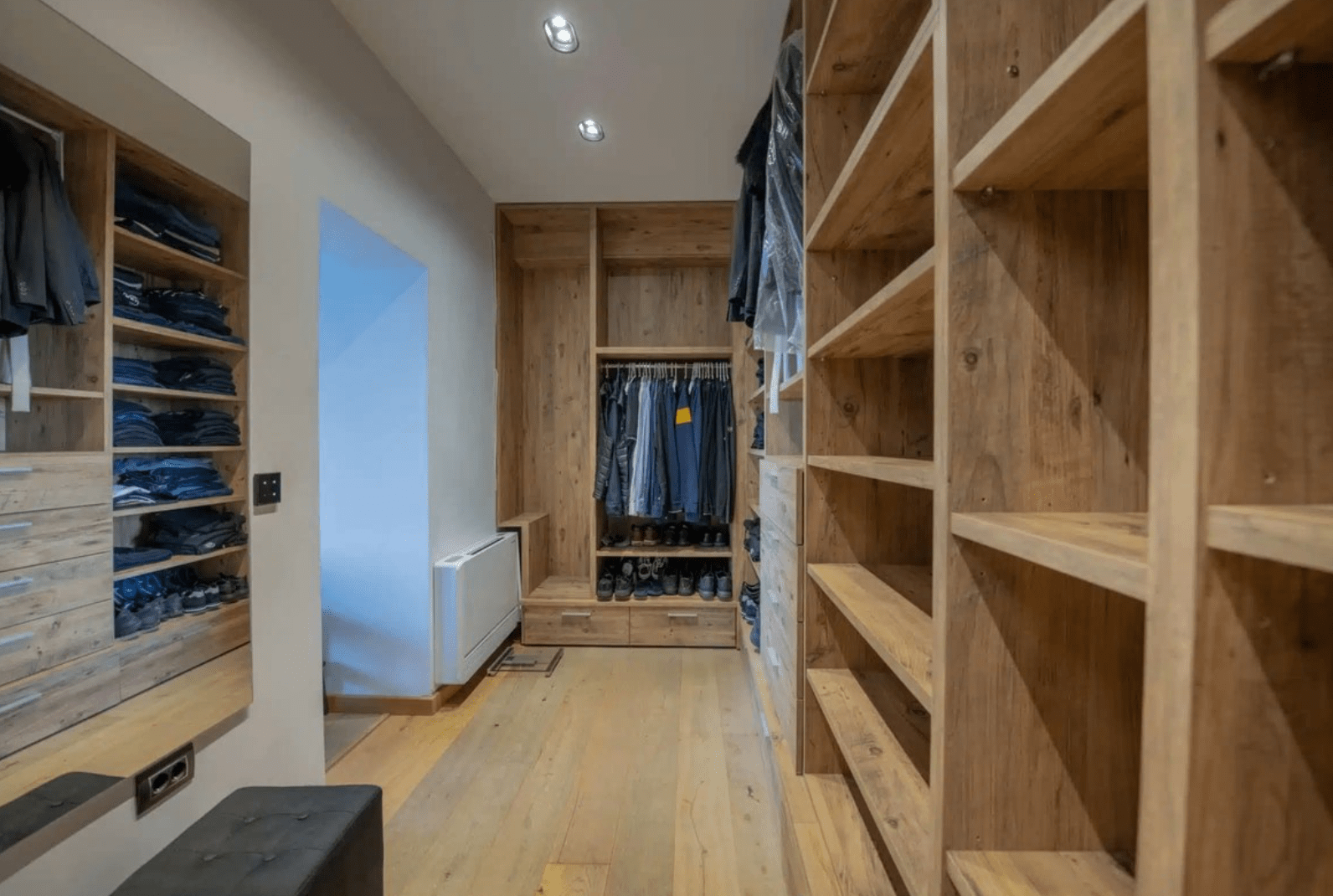 Luxury-Villa-Living-Villa-COR0068-7.27