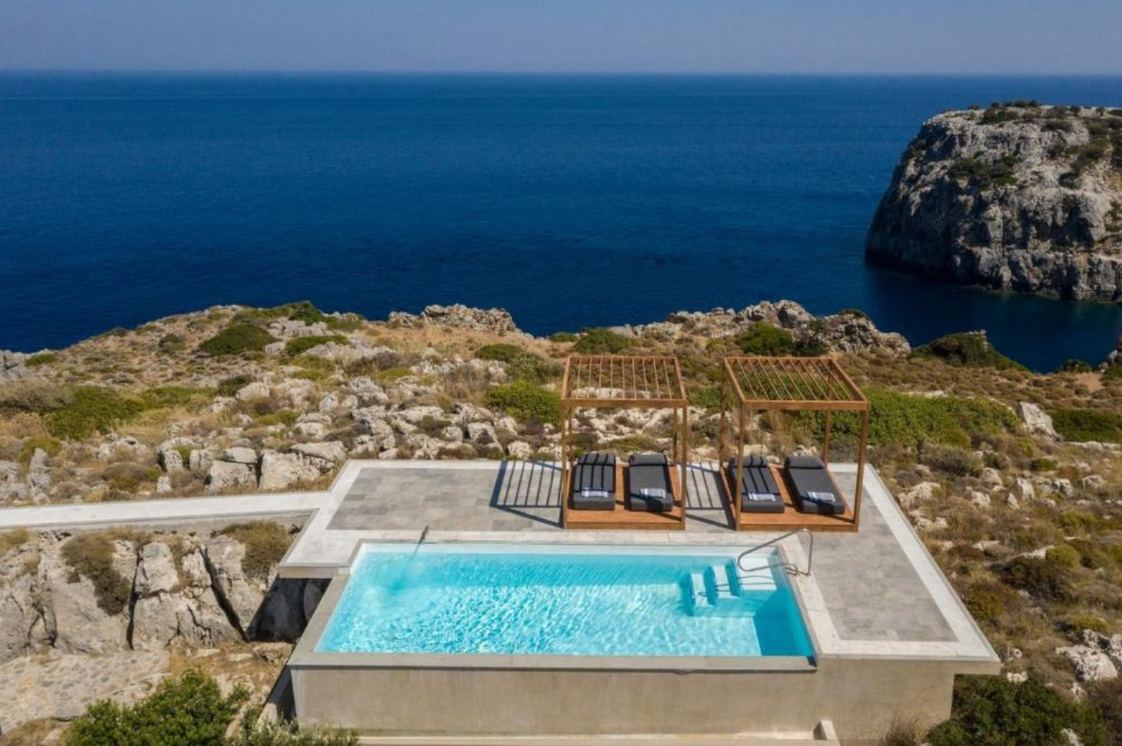 Luxury-Villa-Living-Villa-RHO005-1.25