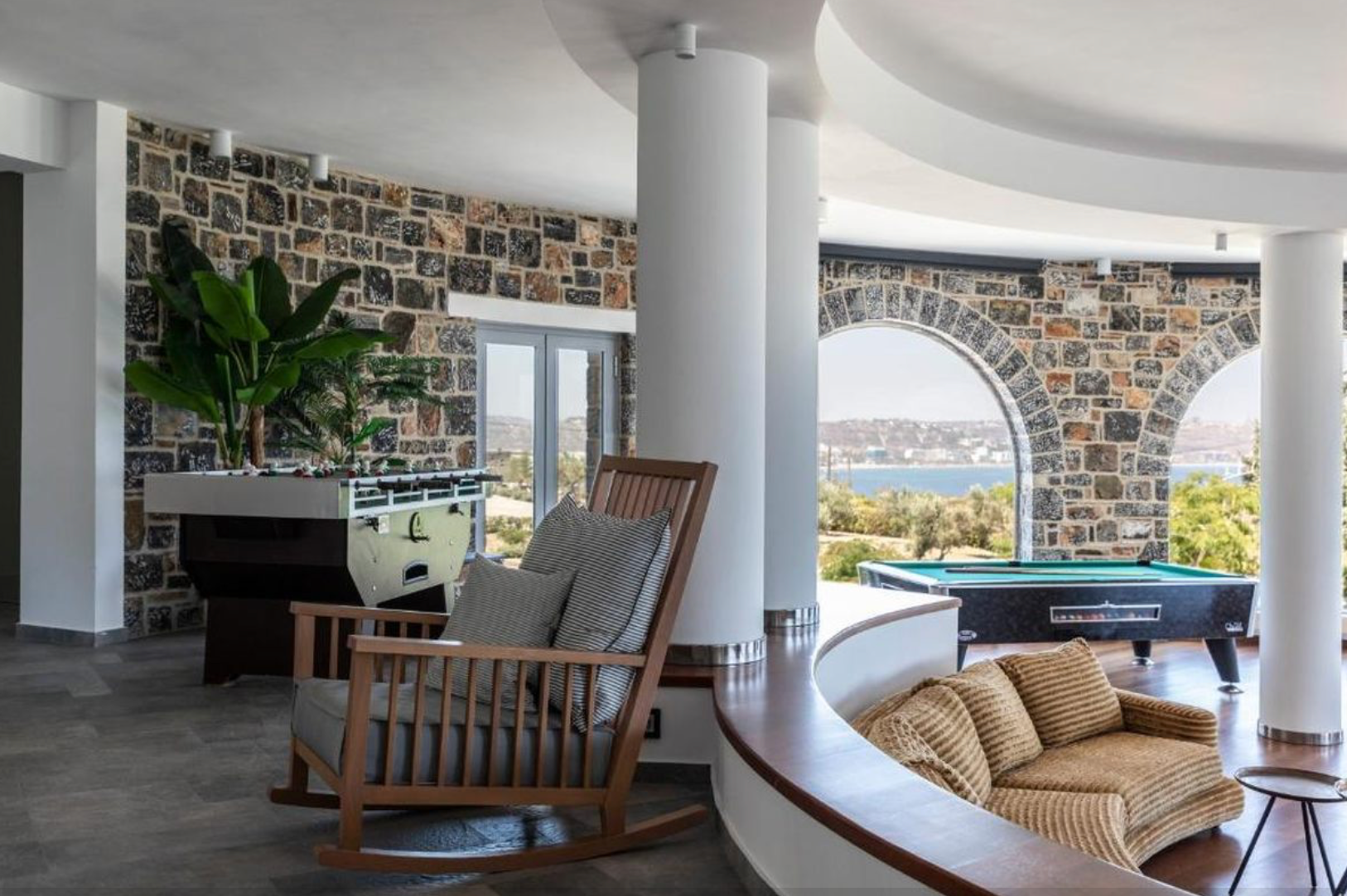 Luxury-Villa-Living-Villa-RHO005-1.52