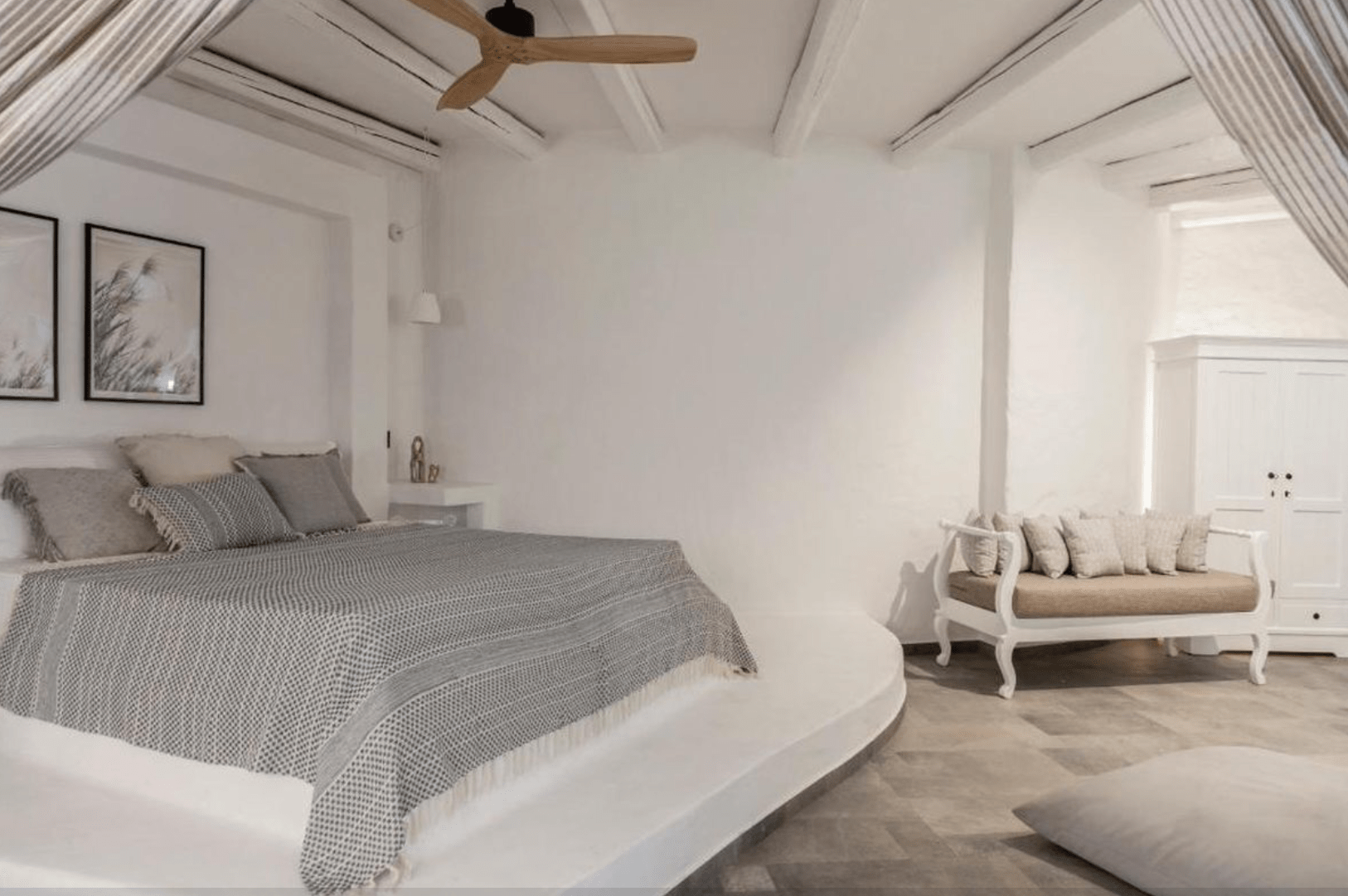 Luxury-Villa-Living-Villa-RHO005-2.17