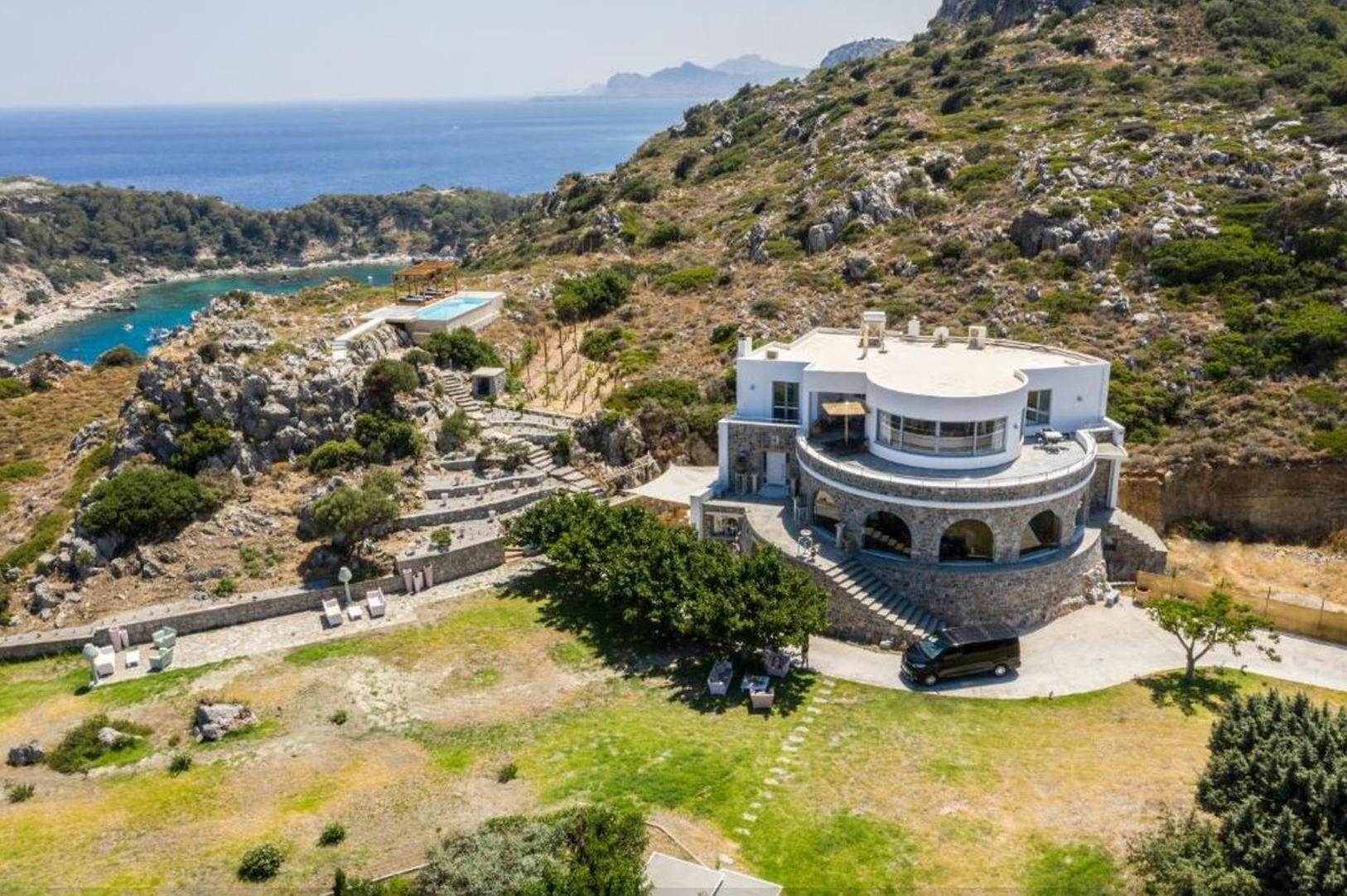 Luxury-Villa-Living-Villa-RHO005-2.35