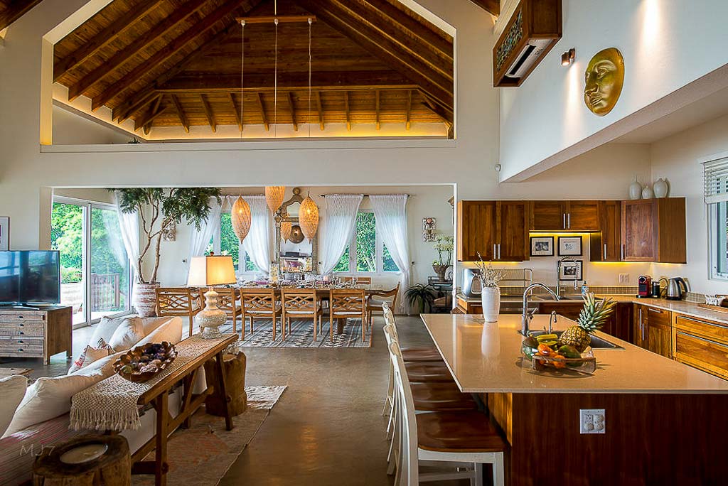 Luxury-5-Bedroom-Villa-Virgin-Gorda-La-Vida-Villa-kitchen