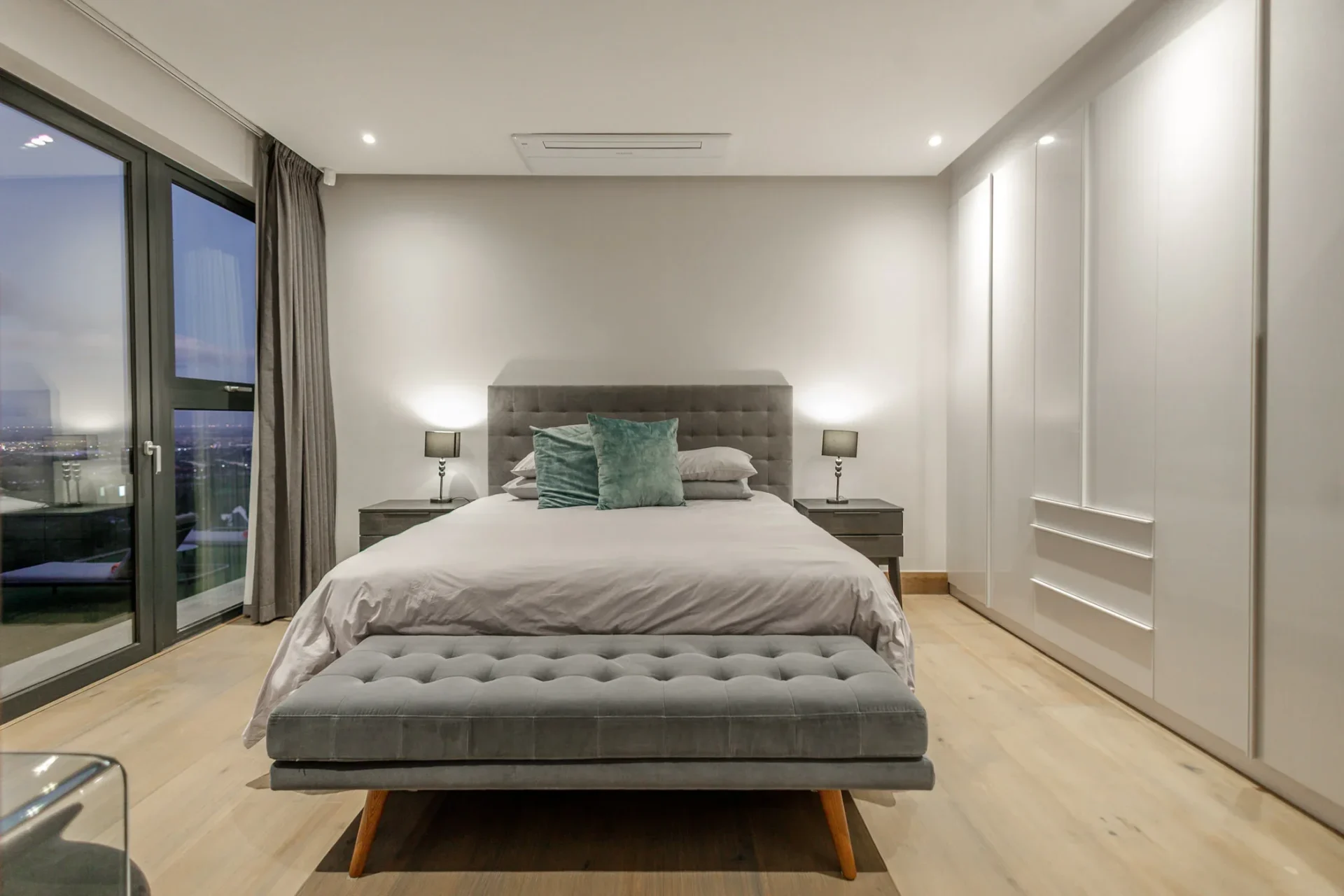 Luxury_Villa_Living_Zwaanswyk_Villa_Cape_Town6