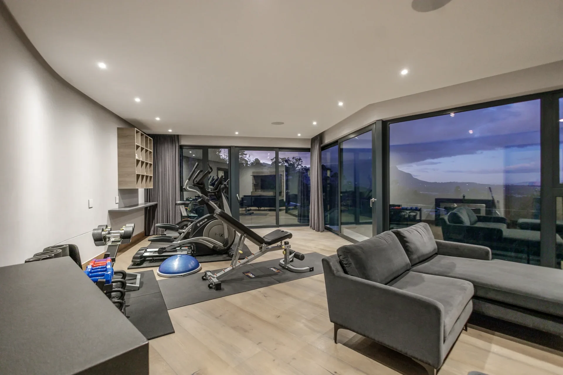 Luxury_Villa_Living_Zwaanswyk_Villa_Cape_Town7