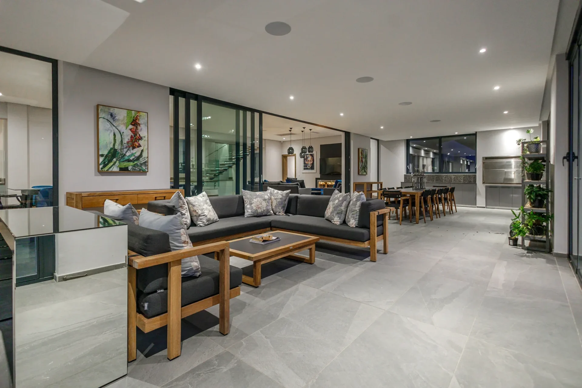 Luxury_Villa_Living_Zwaanswyk_Villa_Cape_Town8
