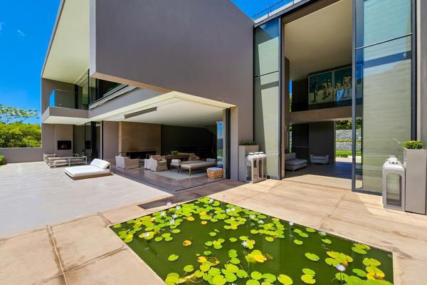 Villa-Bishops-Court-0-30-5