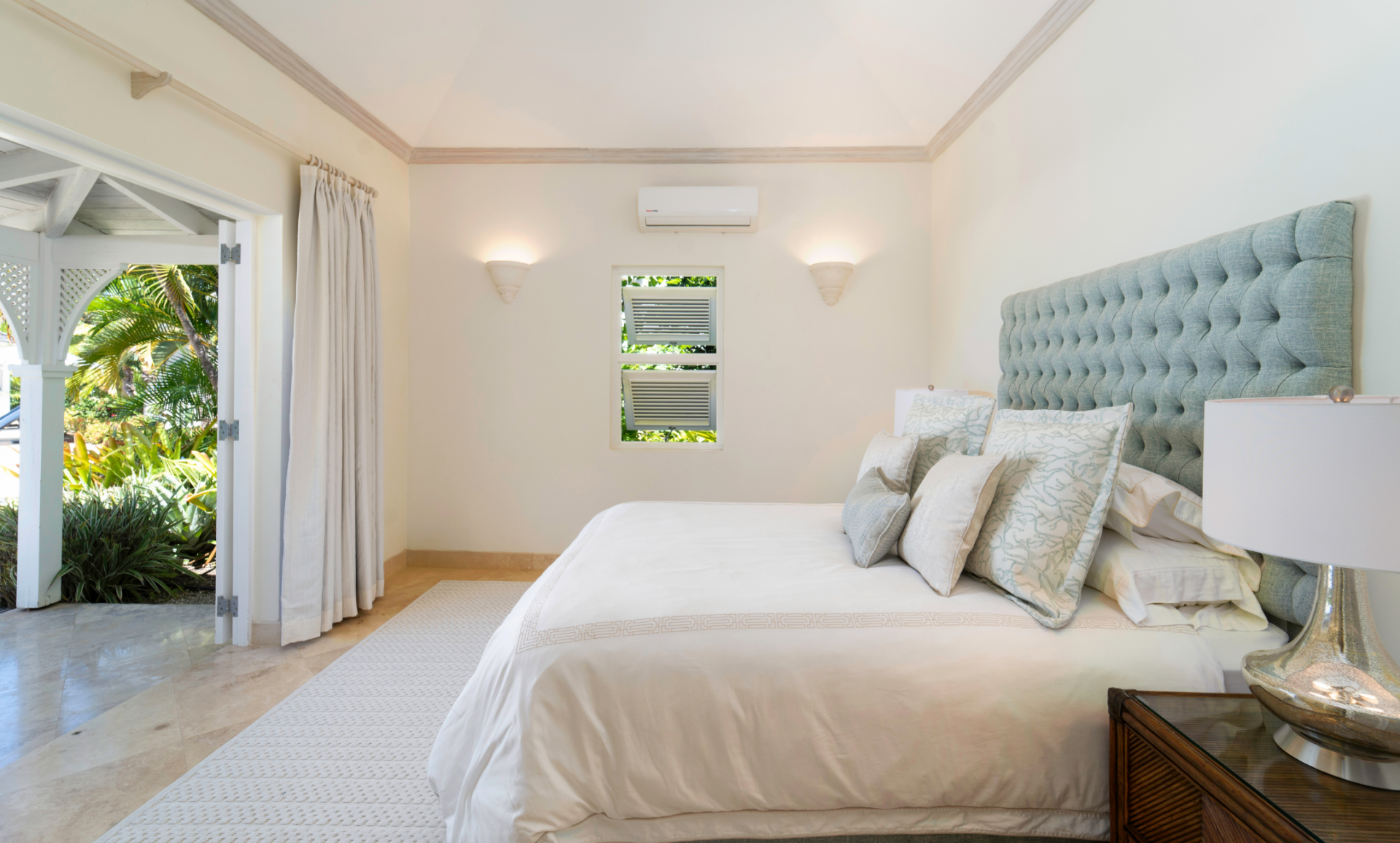 LuxurVillaLiving-Villa-Blue-Waters-15 LuxurVillaLiving-Villa-Blue-Waters-15