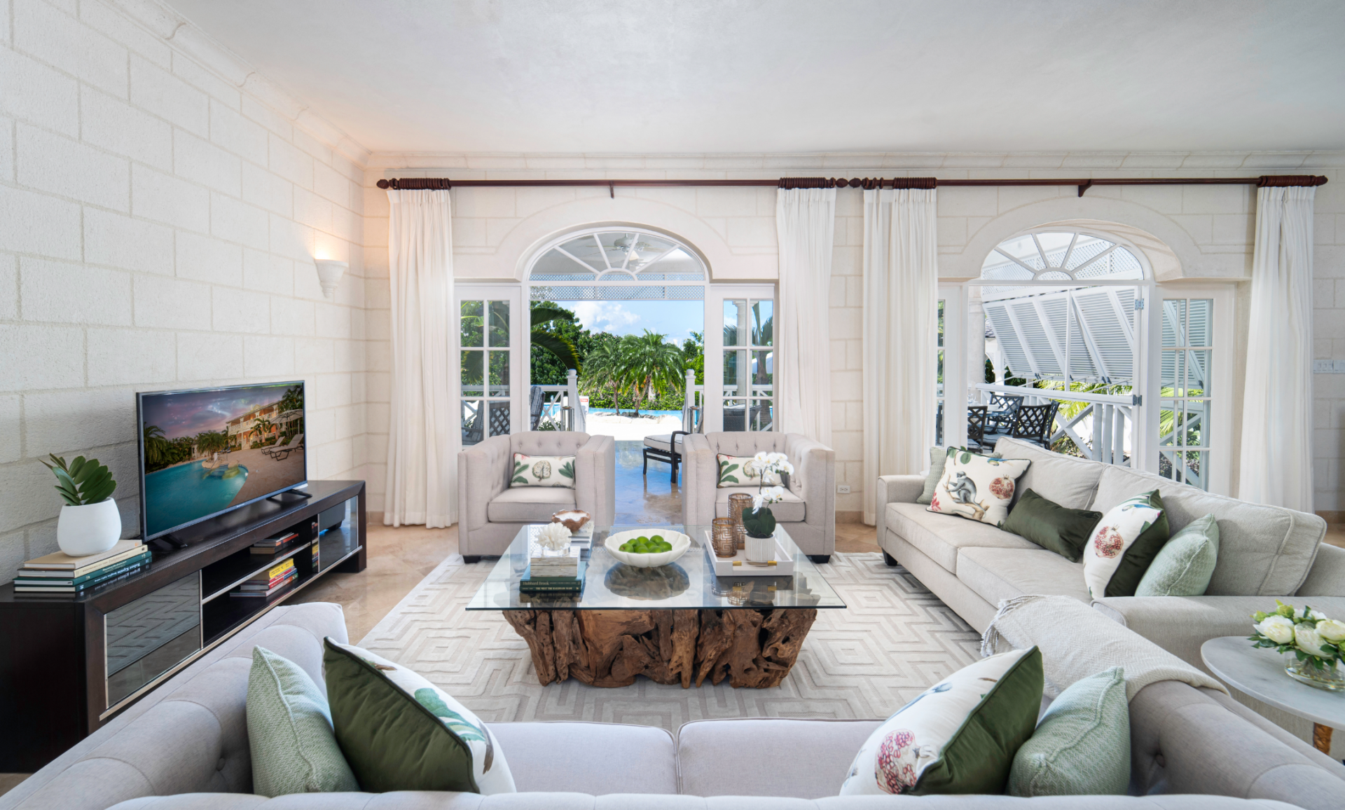 LuxurVillaLiving-Villa-Blue-Waters-3 LuxurVillaLiving-Villa-Blue-Waters-3