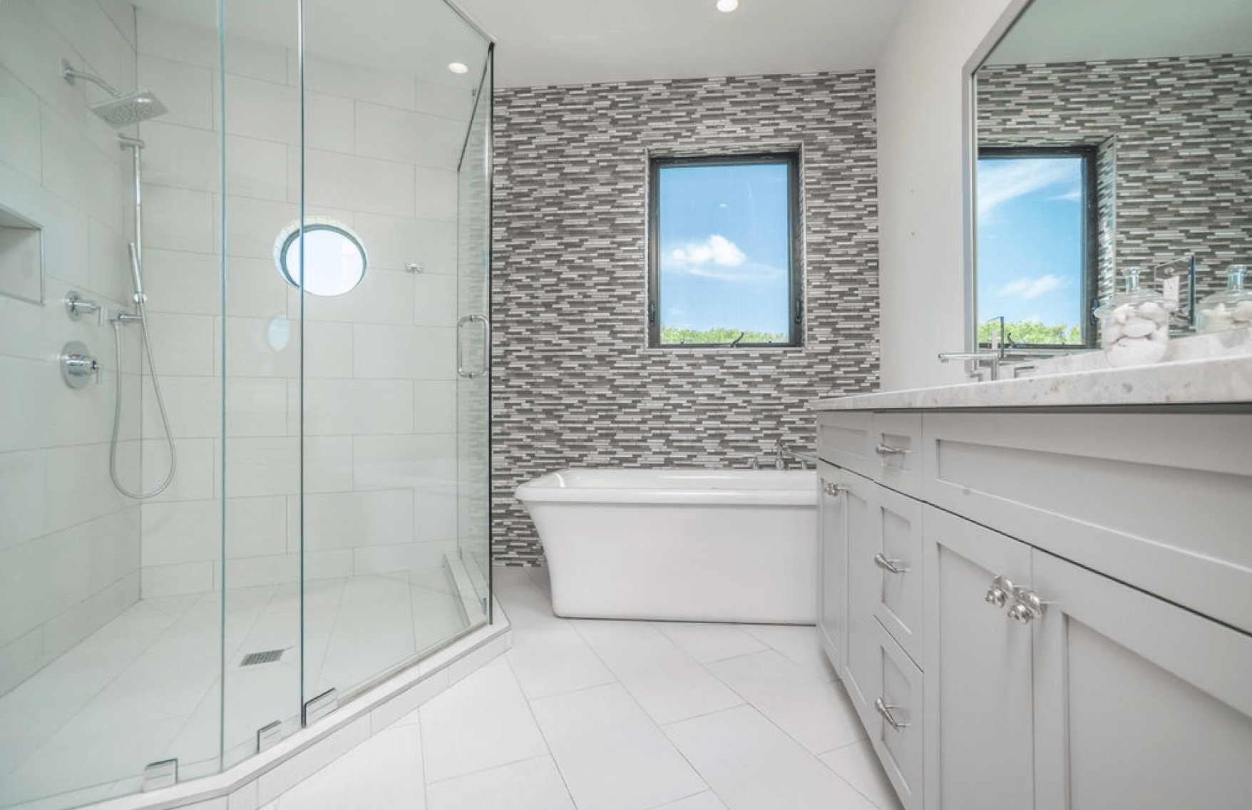 LuxurVillaLiving-Bella-Vista-14