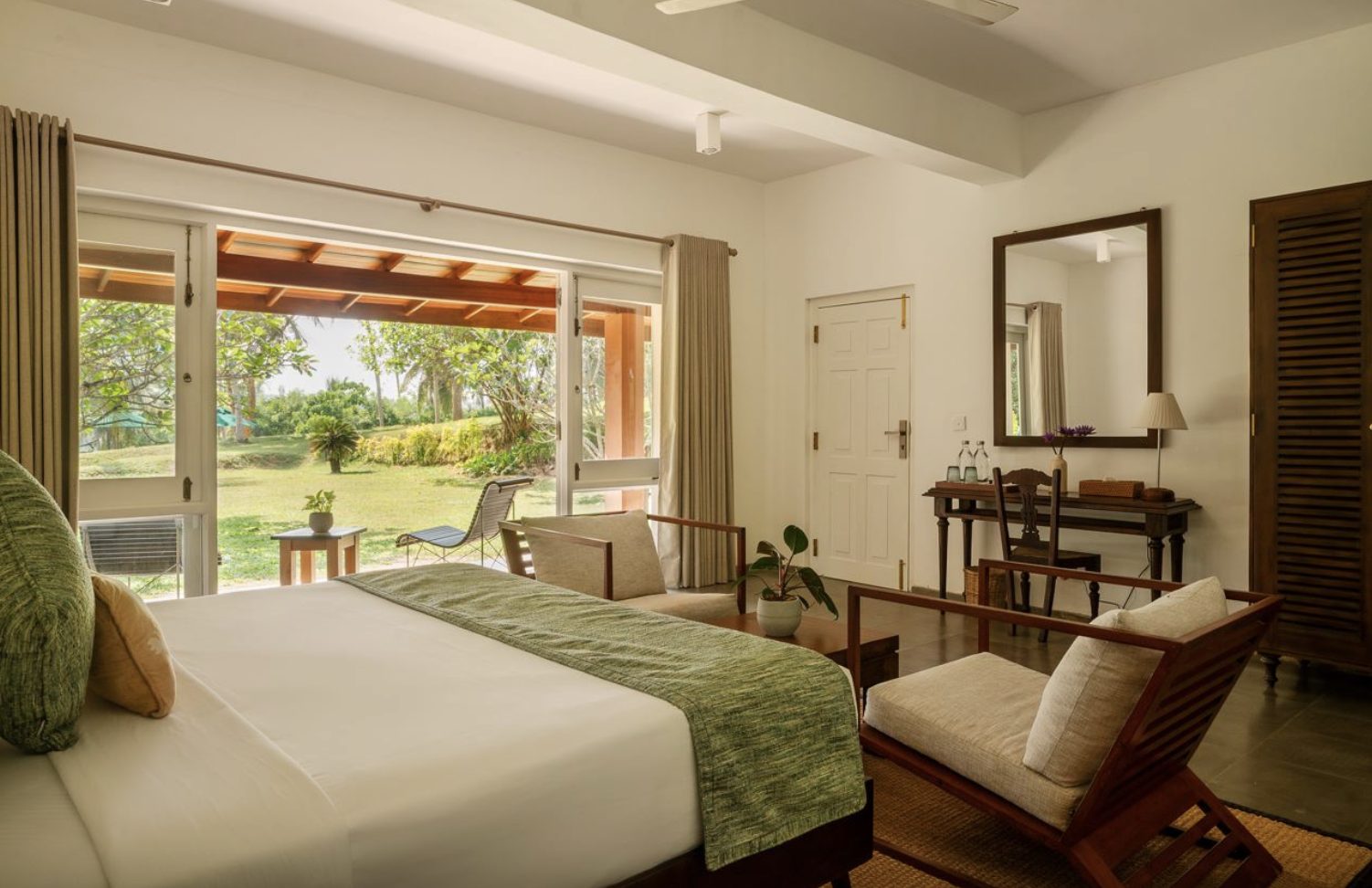 Luxury_Villa_Living_Hiriketiya_Heights_Sri_Lanka7