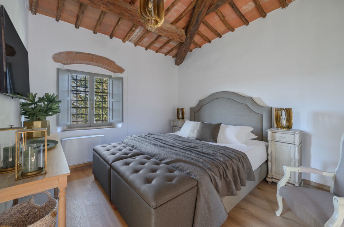 Luxury-Villa-Living-Villa-DeMille-Italy-13