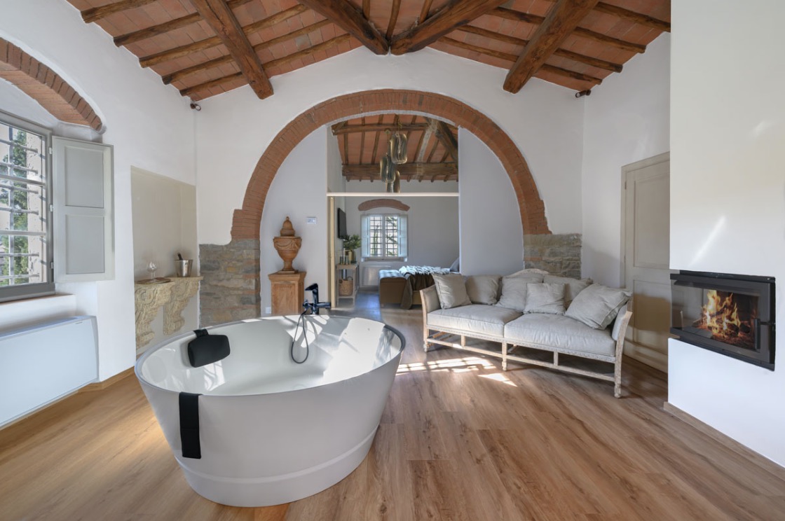 Luxury-Villa-Living-Villa-DeMille-Italy-15