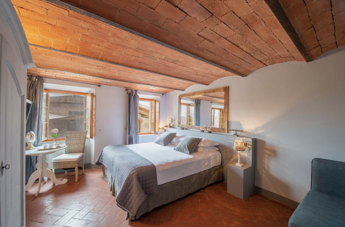 Luxury-Villa-Living-Villa-DeMille-Italy-22