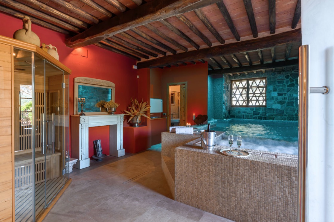 Luxury-Villa-Living-Villa-DeMille-Italy-54