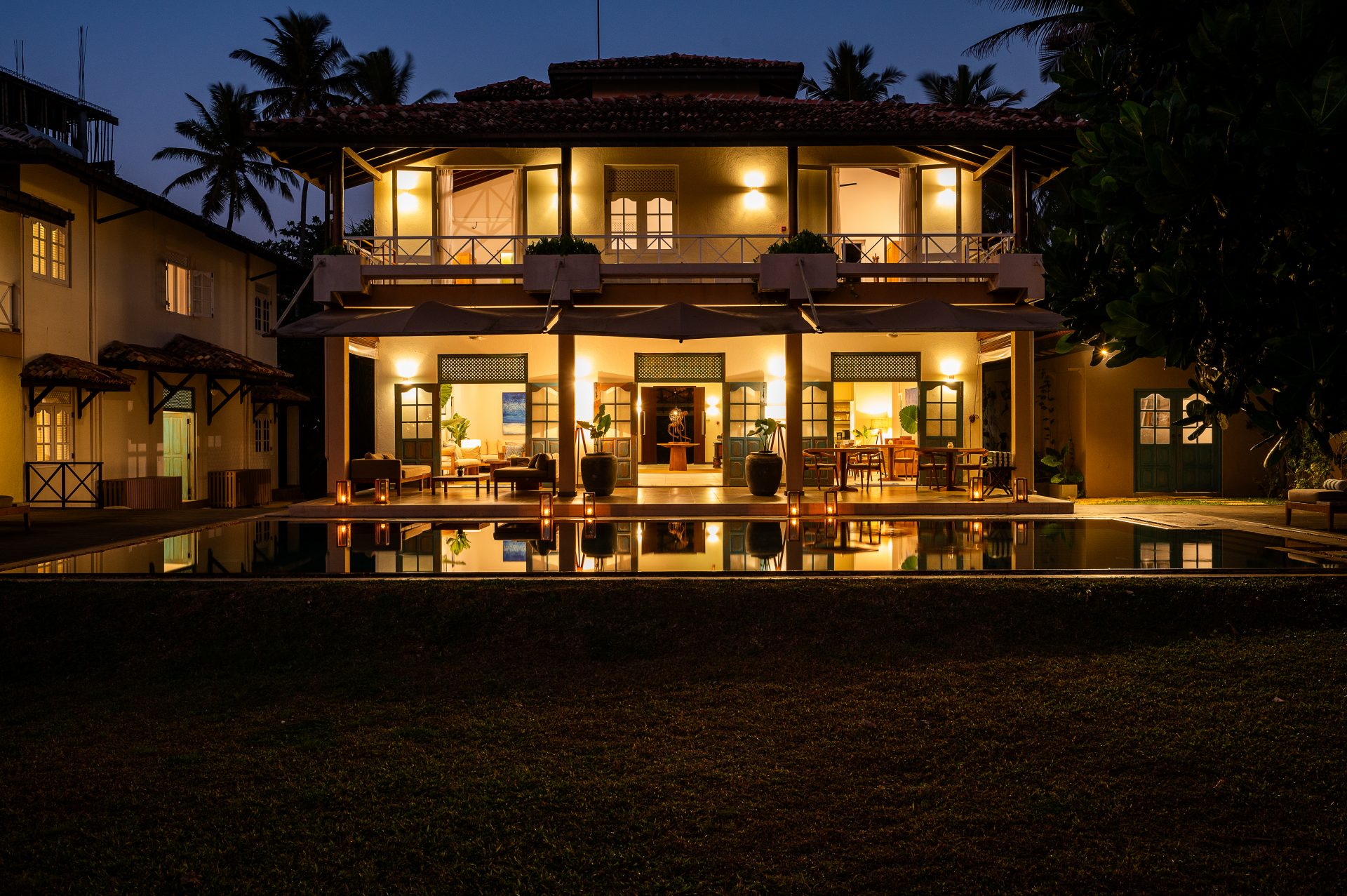 Luxury_Villa_Living_Unawatuna_Beach_Villa_Sri_Lanka15 Unawatuna Beach Villa at Night