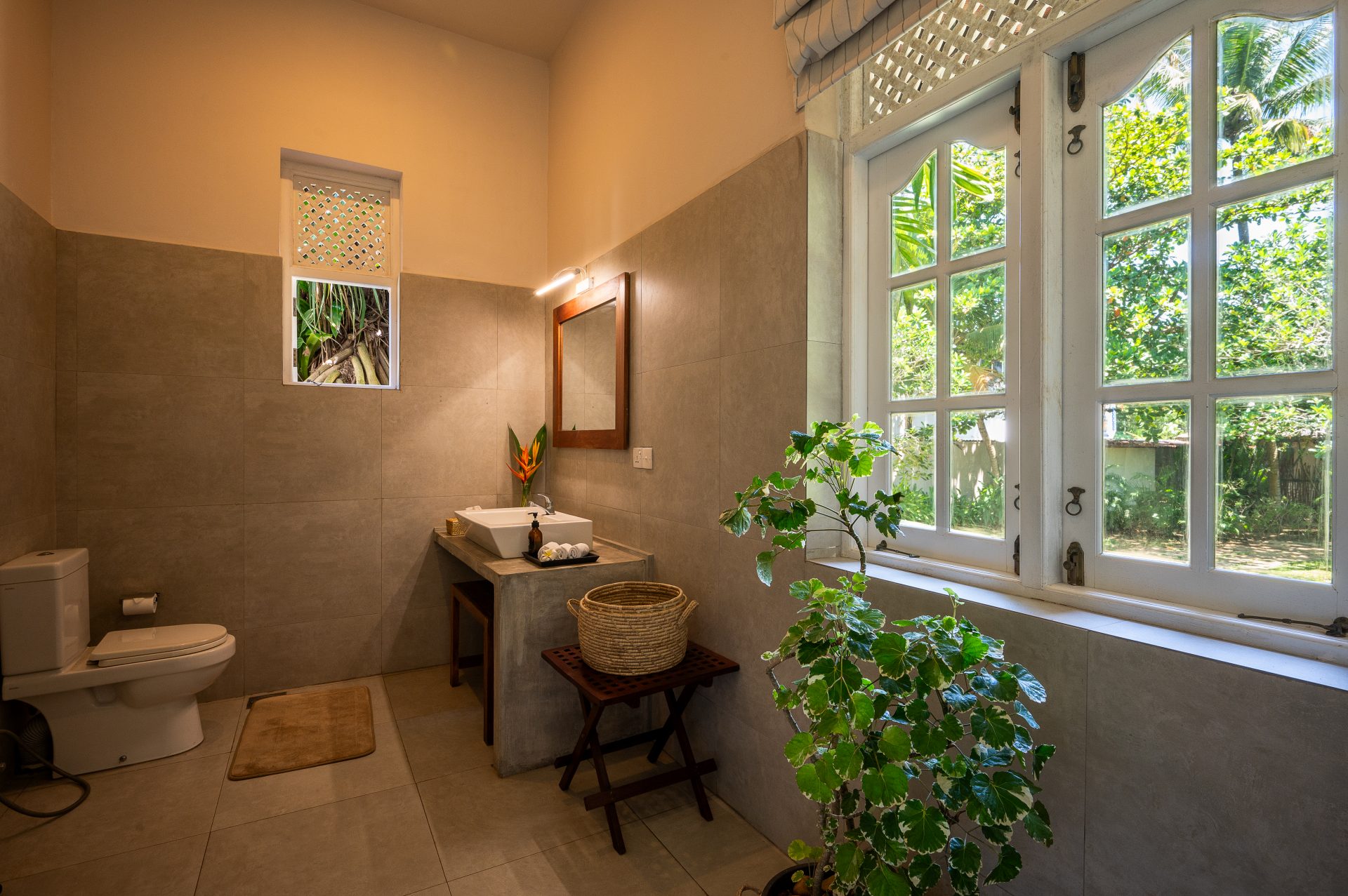 Luxury_Villa_Living_Unawatuna_Beach_Villa_Sri_Lanka24 Unawatuna Beach Villa Bathroom