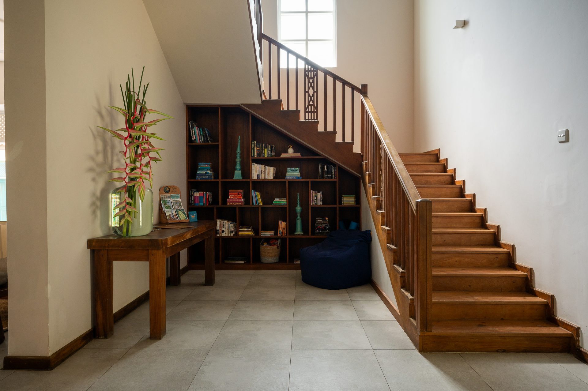 Luxury_Villa_Living_Unawatuna_Beach_Villa_Sri_Lanka25 Unawatuna Beach Villa Stairway