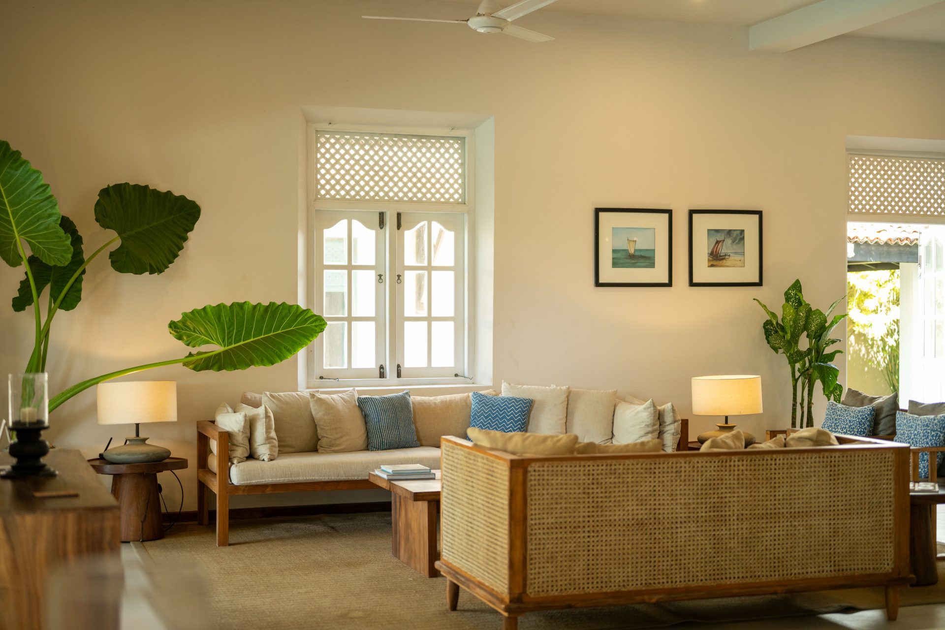 Luxury_Villa_Living_Unawatuna_Beach_Villa_Sri_Lanka34 Unawatuna Beach Villa Living Area