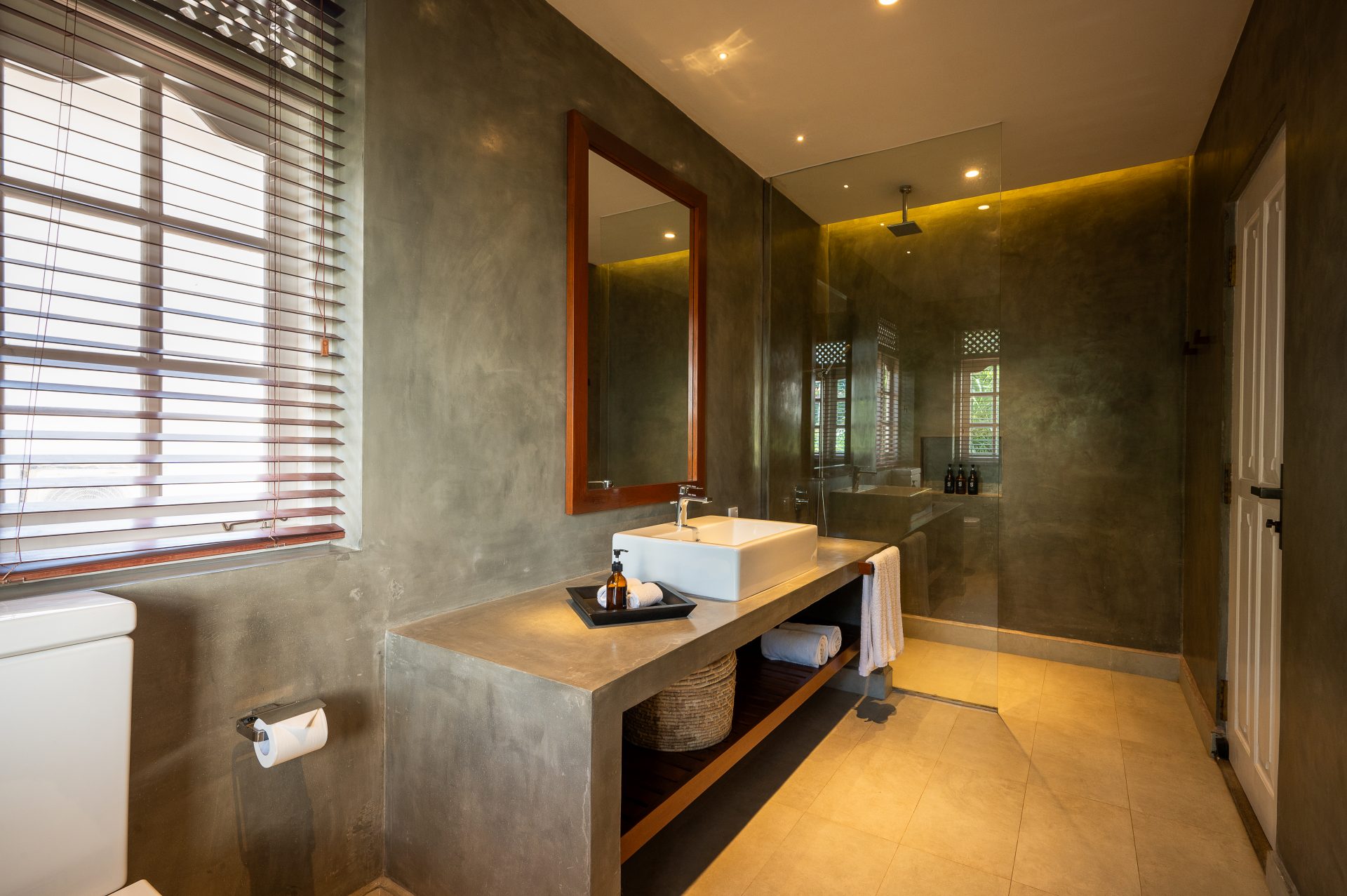 Luxury_Villa_Living_Unawatuna_Beach_Villa_Sri_Lanka59 Unawatuna Beach Villa Bathroom