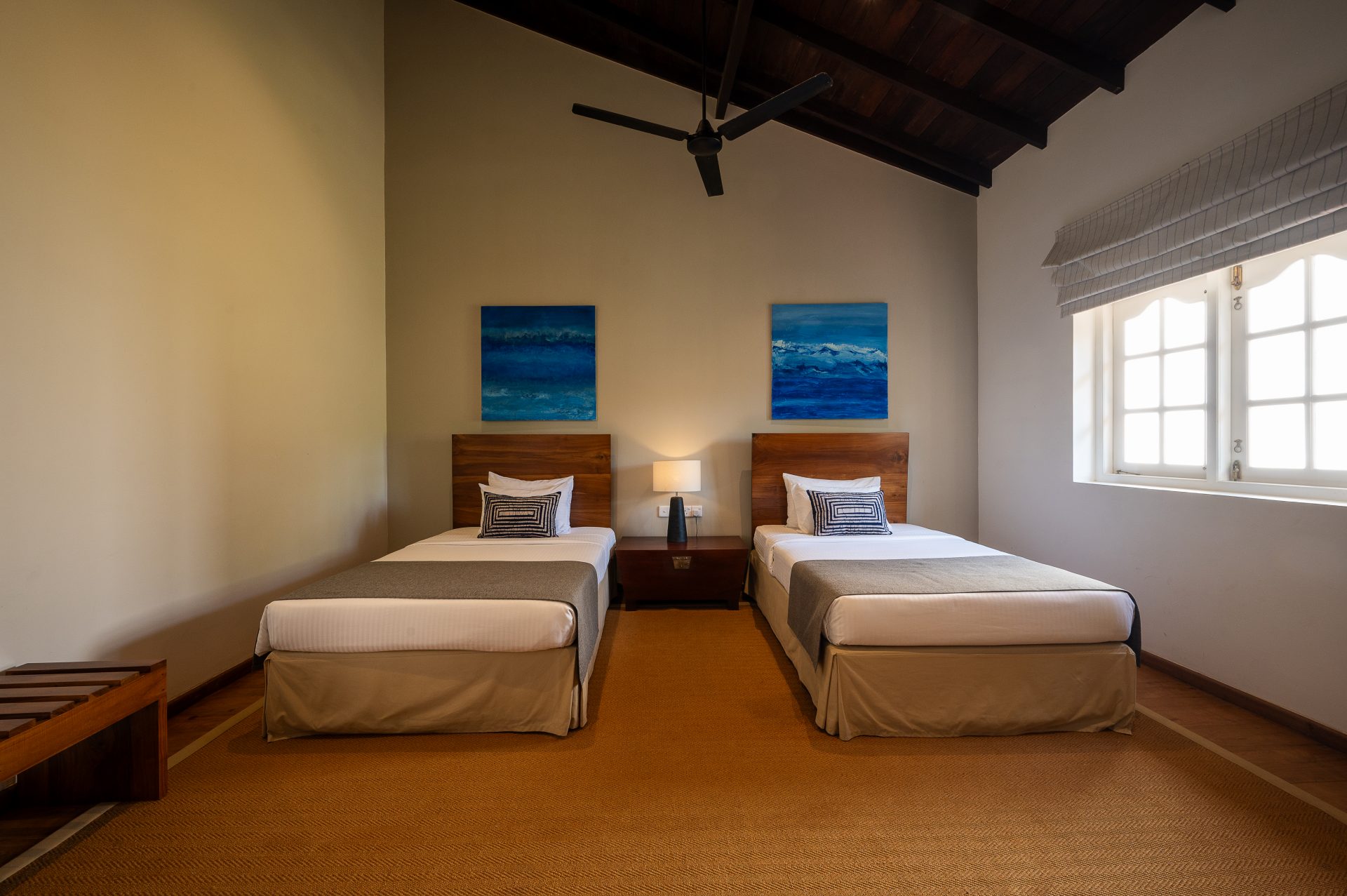 Luxury_Villa_Living_Unawatuna_Beach_Villa_Sri_Lanka61 Unawatuna Beach Villa Bedroom