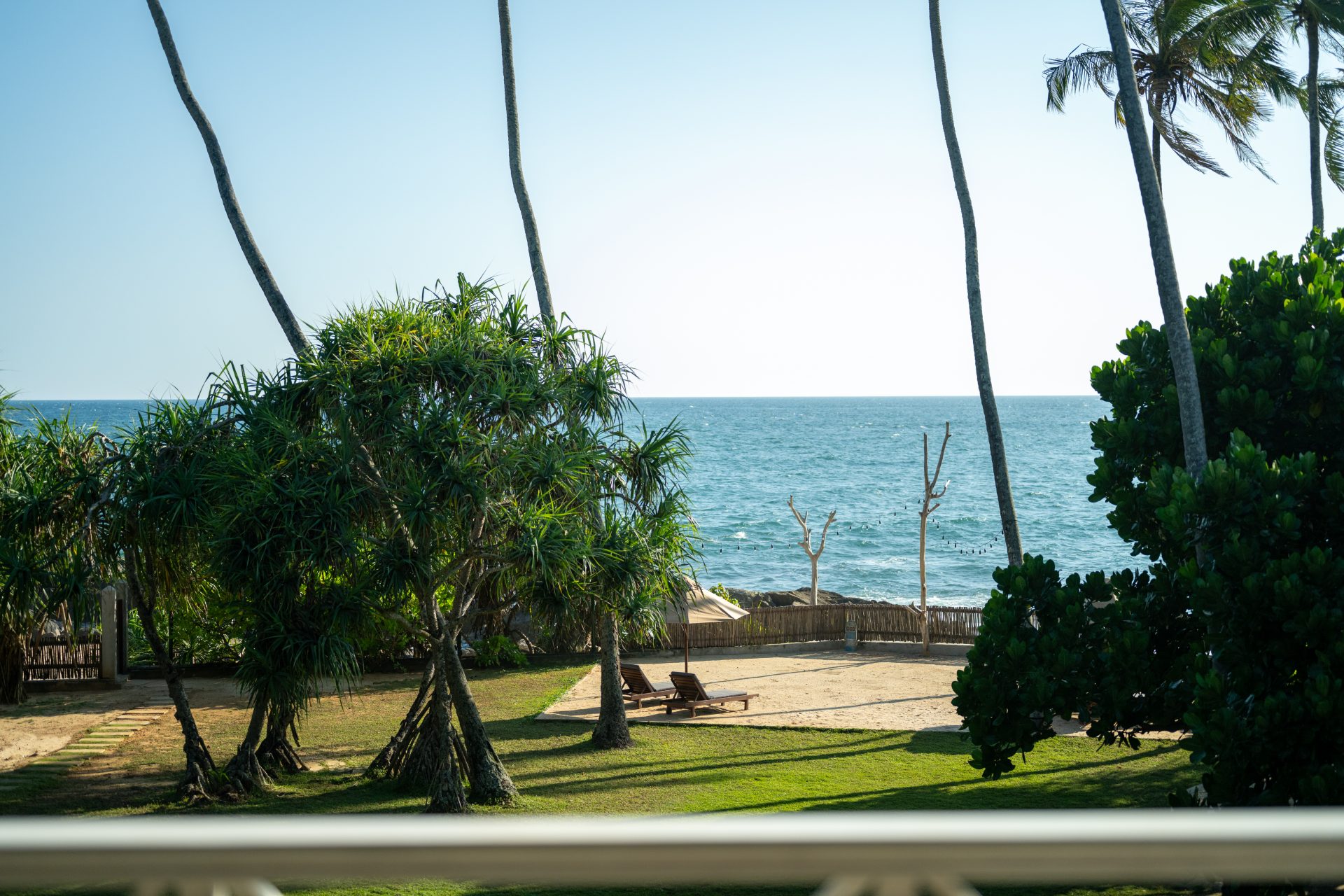 Luxury_Villa_Living_Unawatuna_Beach_Villa_Sri_Lanka9 Unawatuna Beach Villa Gardens