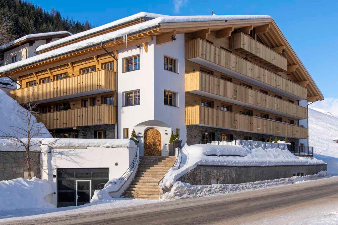 apartment-brunnenhof-1-lech-exterior-1-1080-75