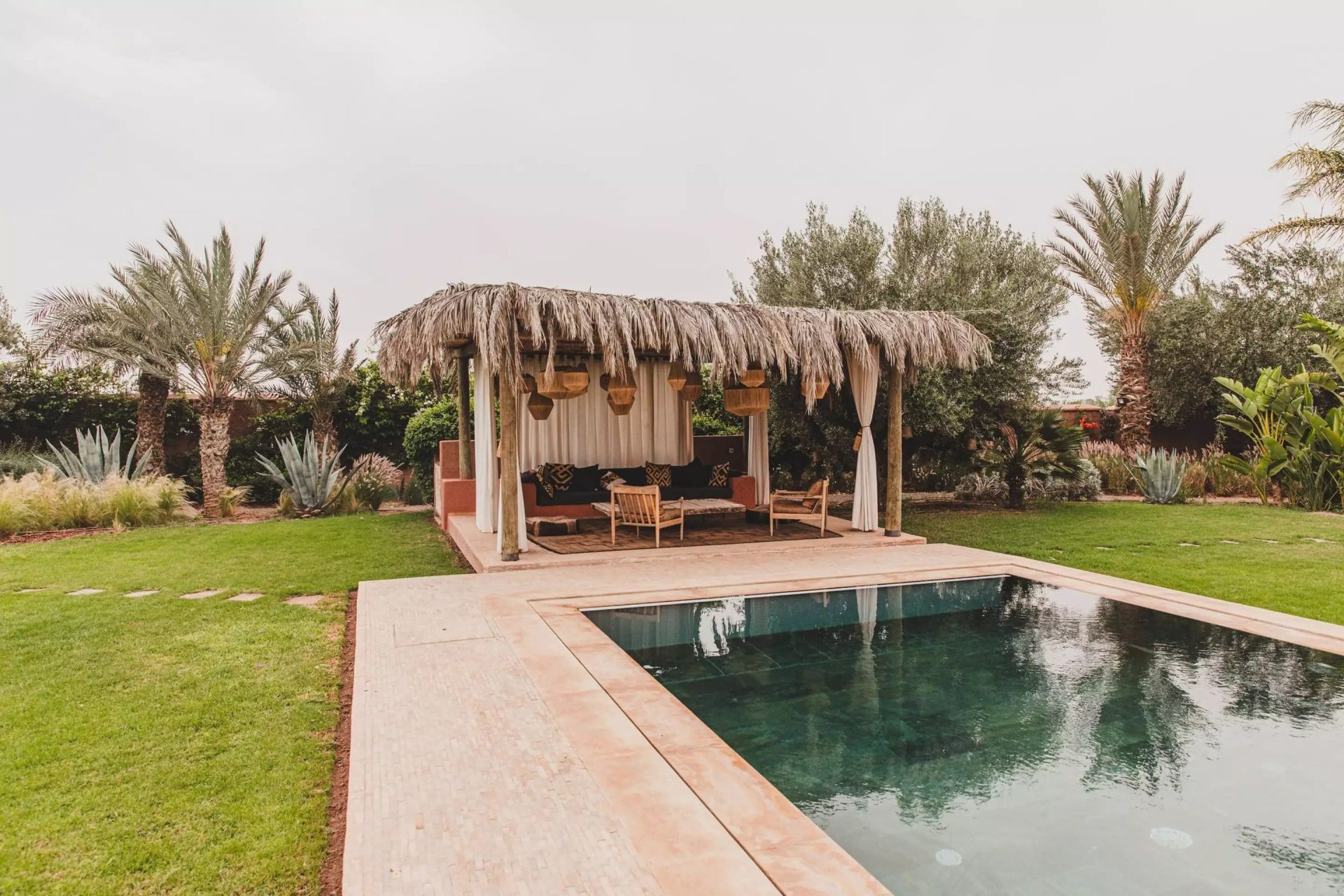 Luxury-Villa-Living-Marrakesh-4-Bedrooms-Amar-1