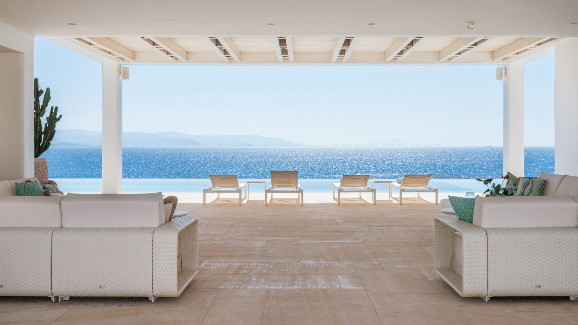 Luxury-Villa-Living-Paros-11-Bedrooms-Chivas-18